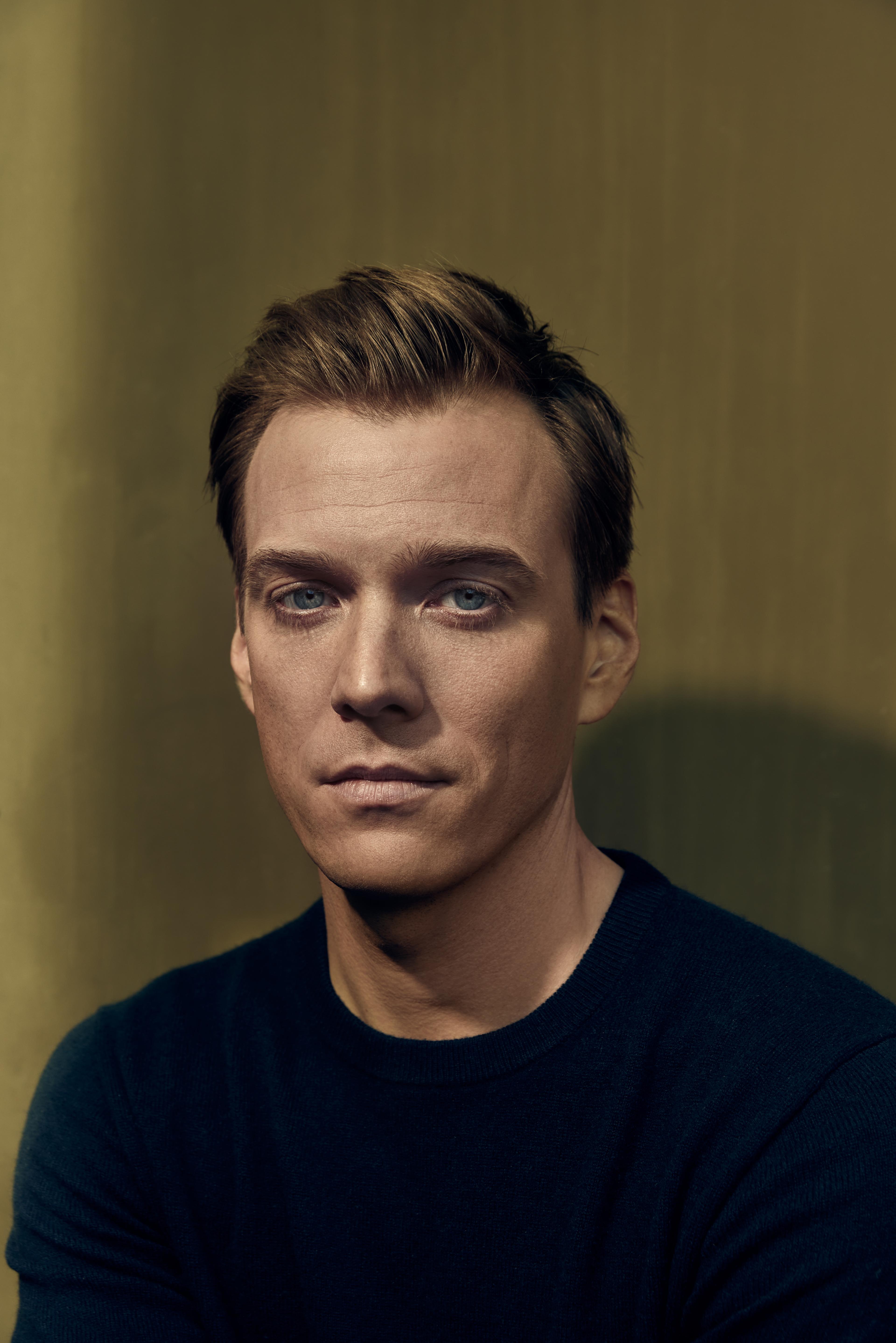 Jake Abel image