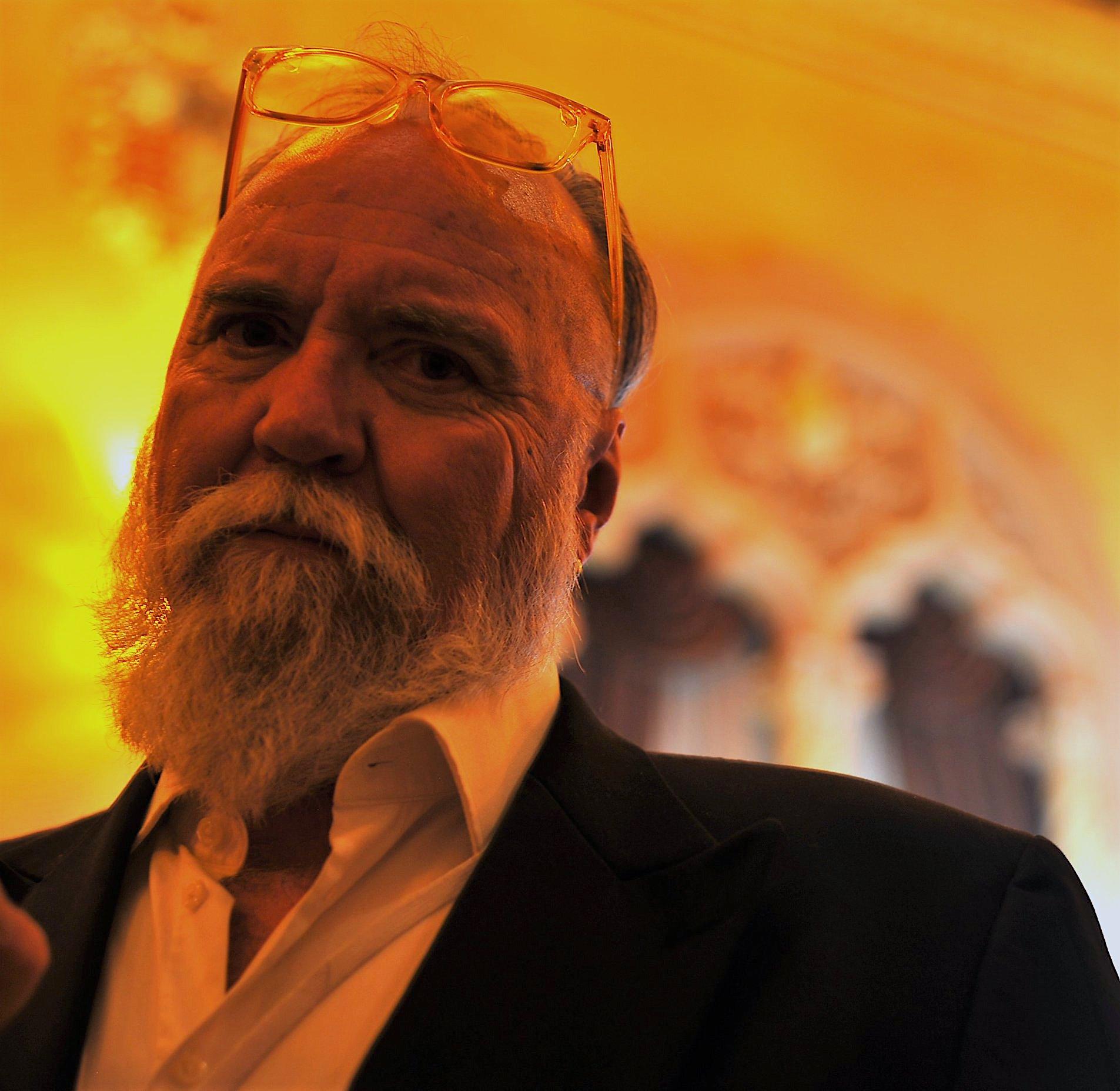 Richard Lett image