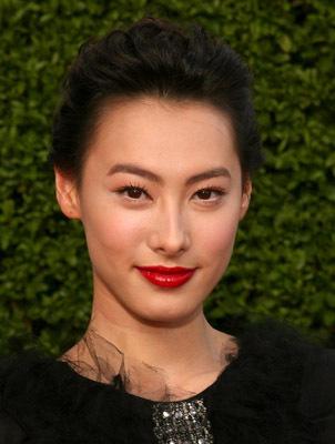 Isabella Leong image