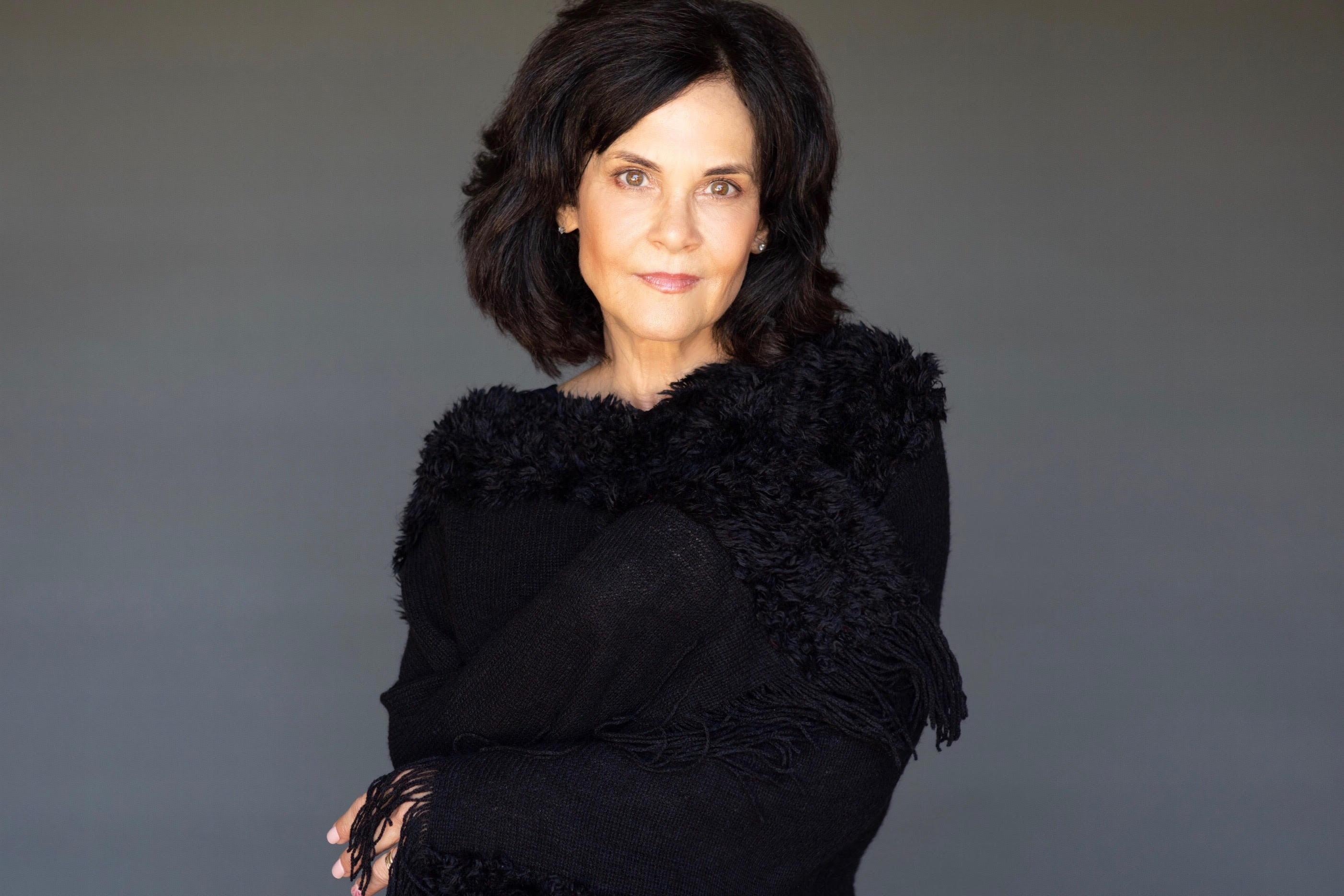 Debra Hopkins image
