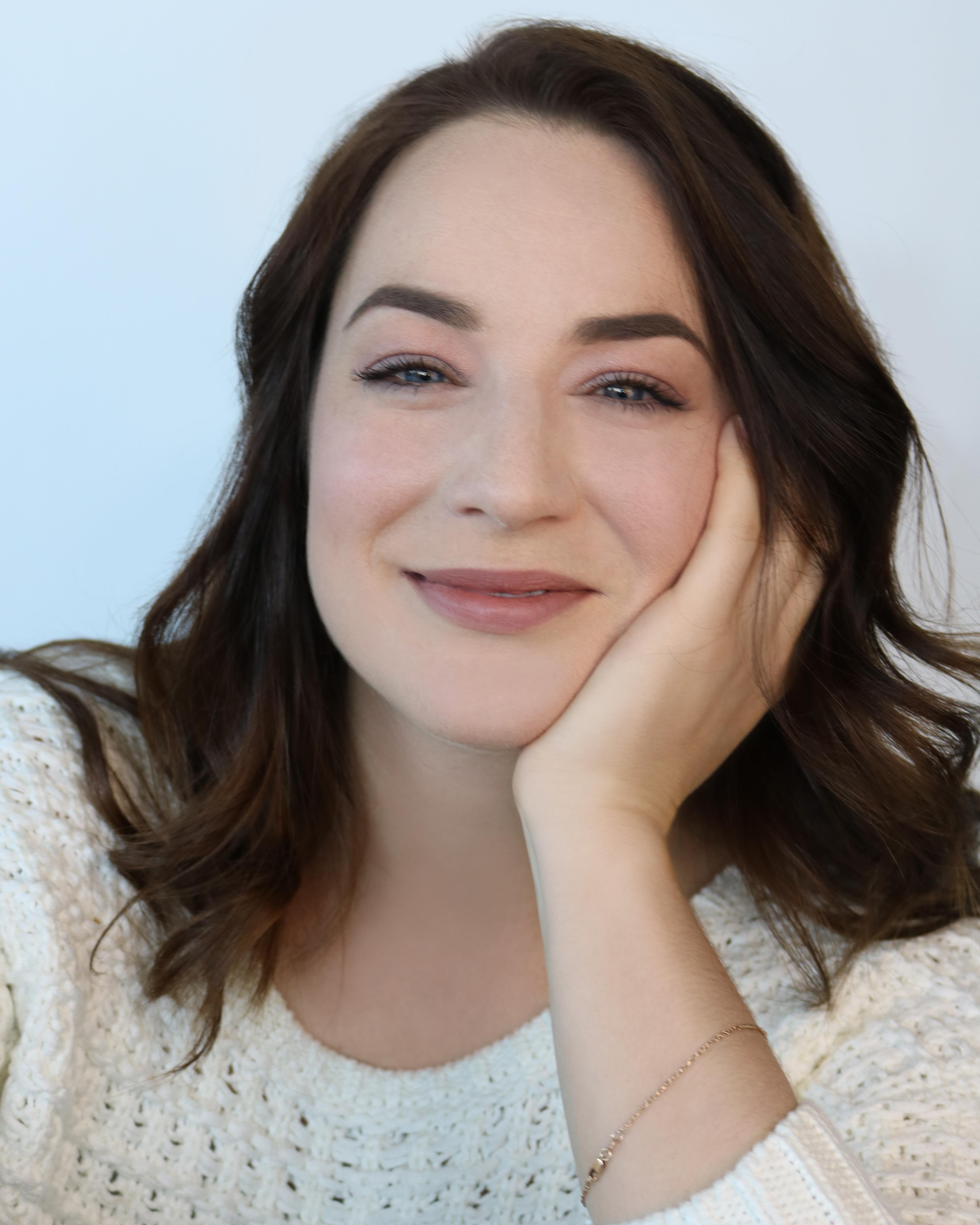 Lara Gilchrist image