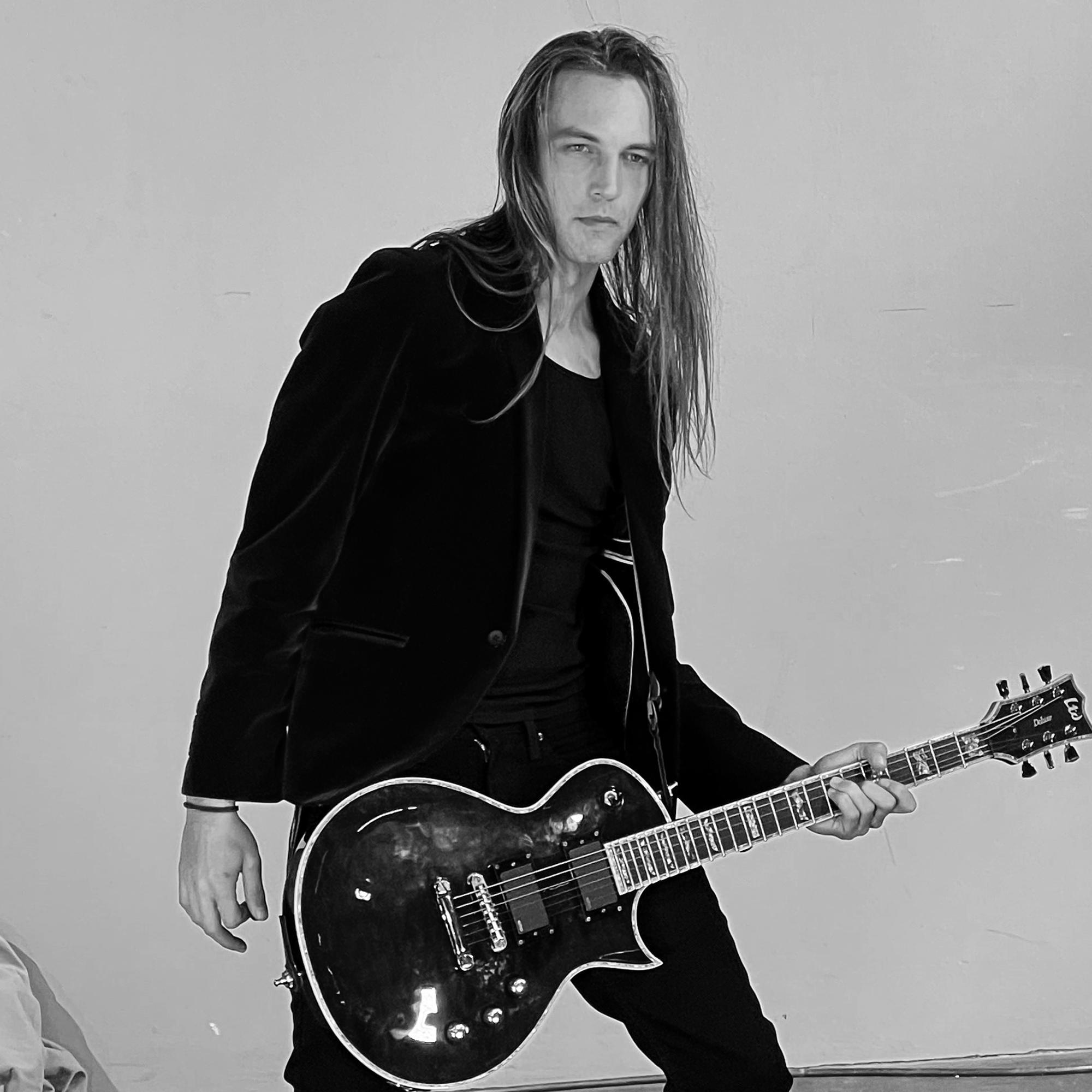 Drew Fortier image