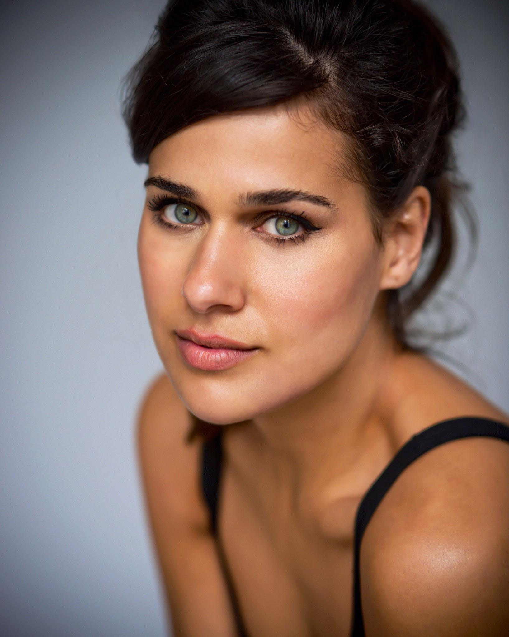 Iris Lezcano image