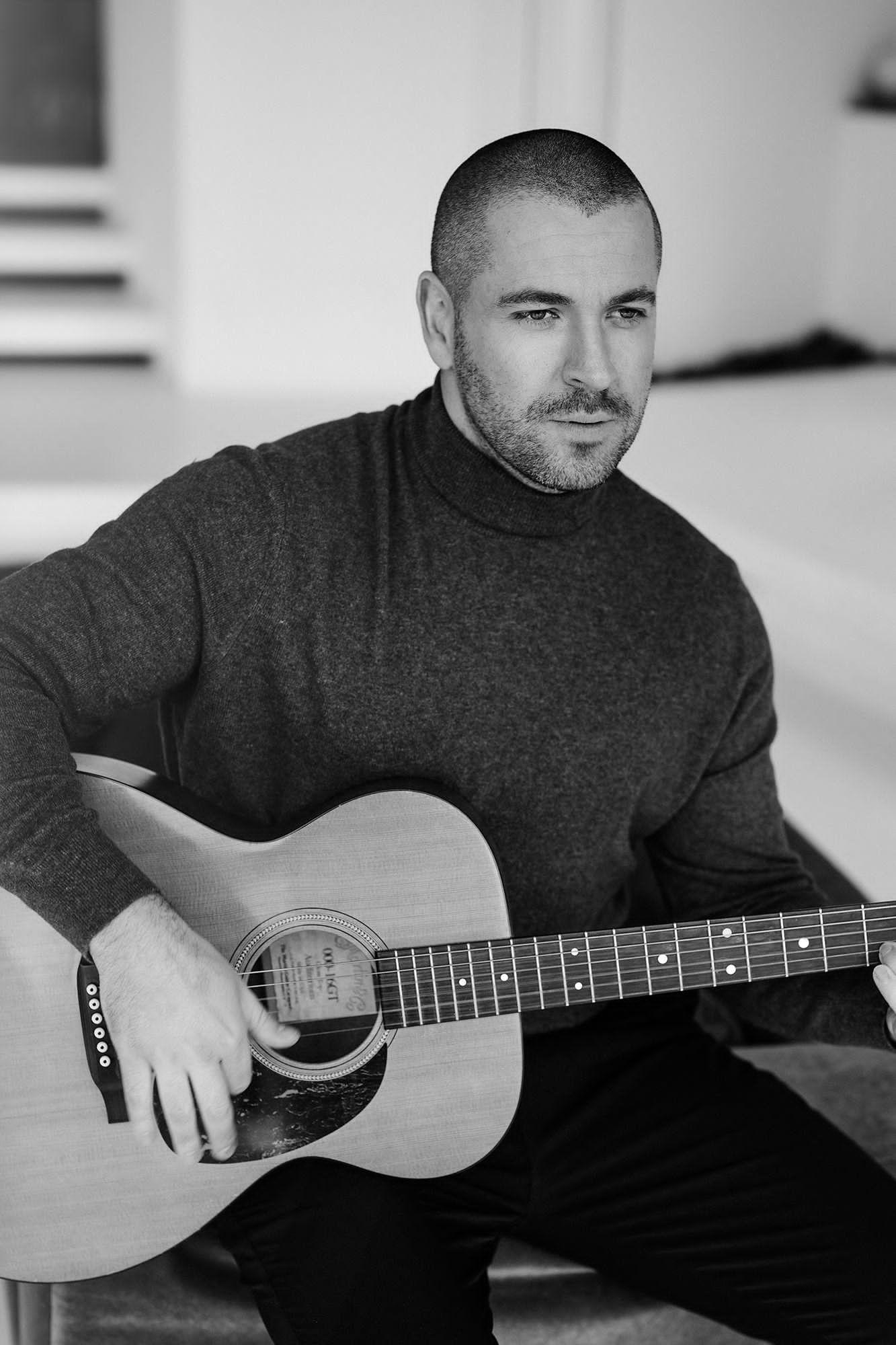 Shayne Ward image