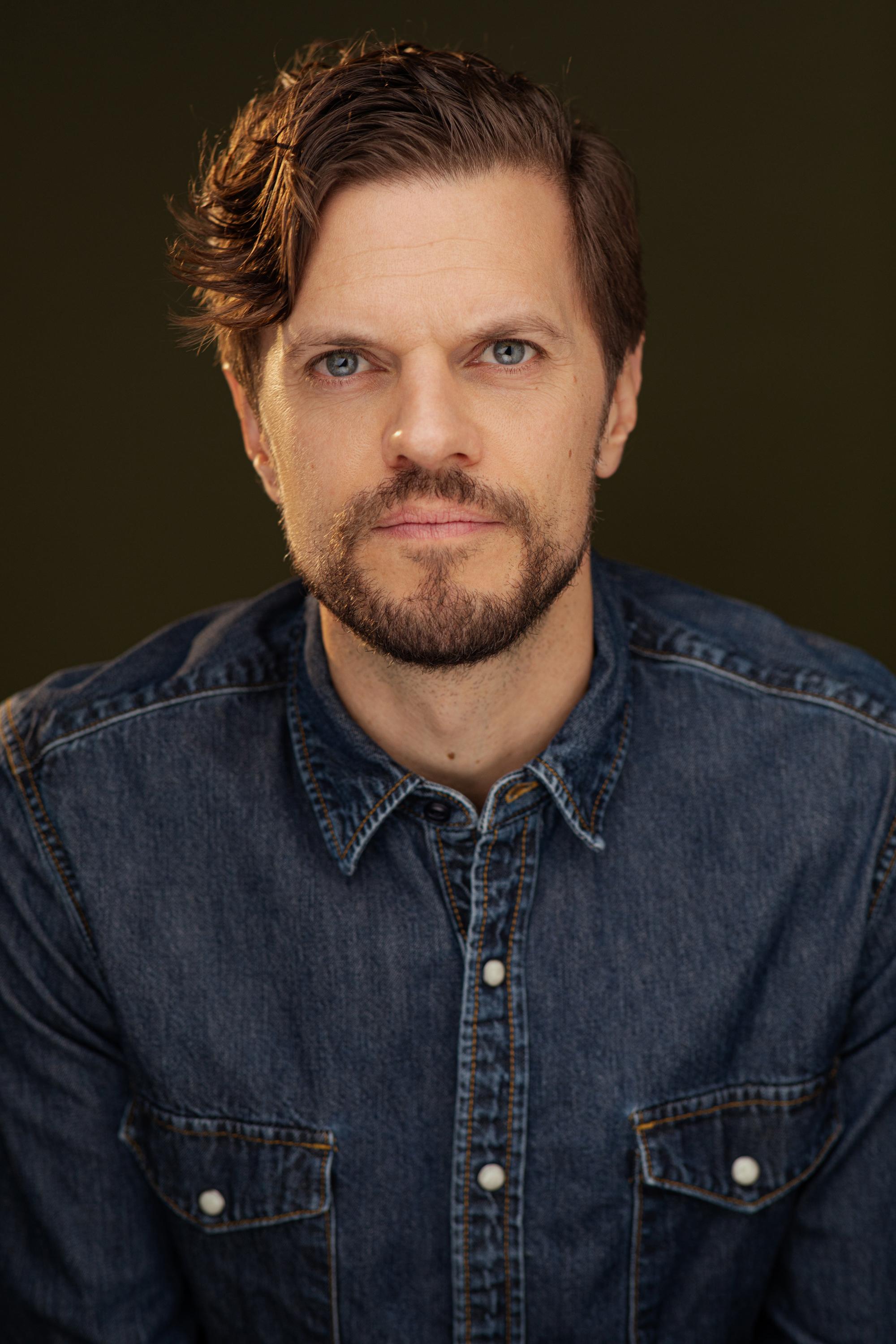 Matt Ellis image