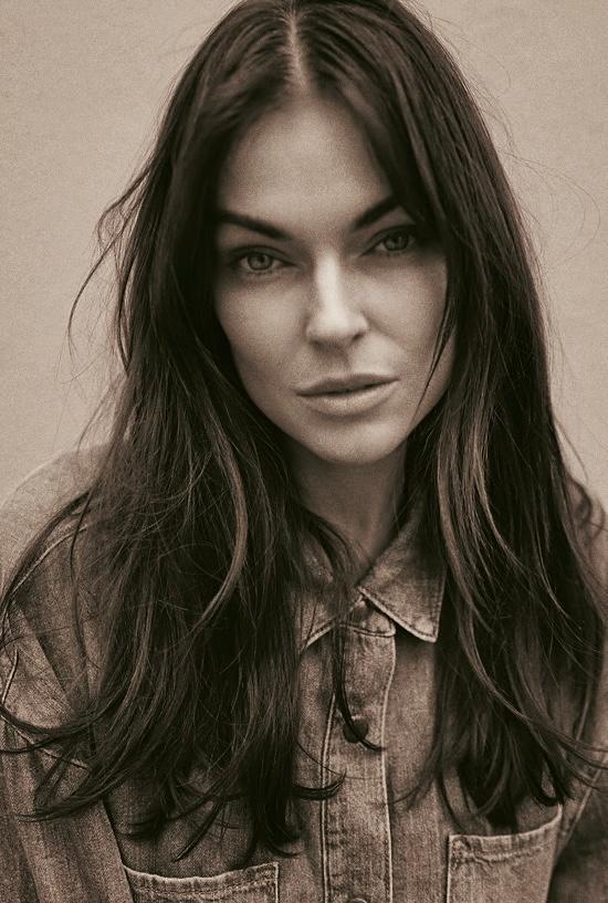 Serinda Swan image