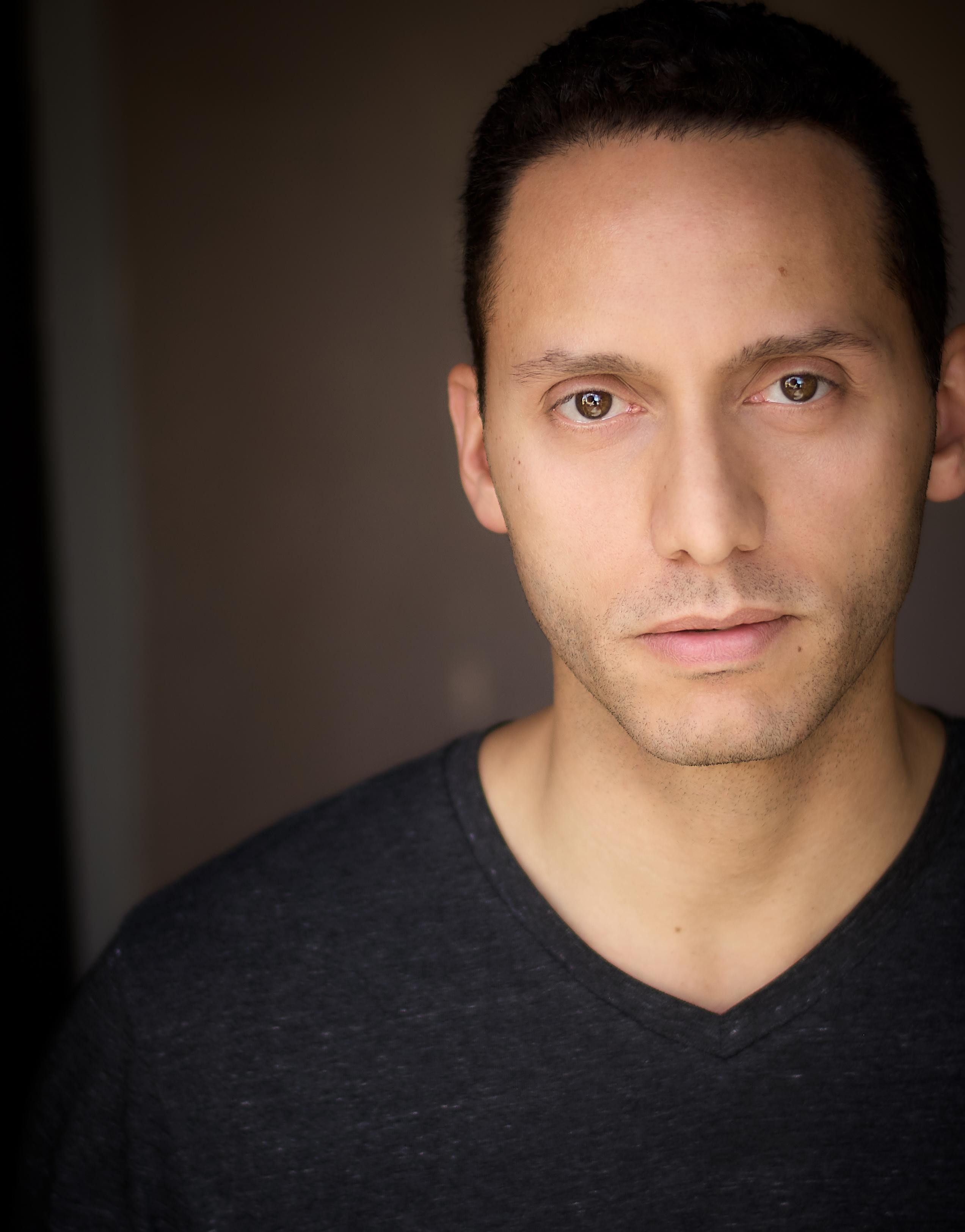 Elliot Villar image