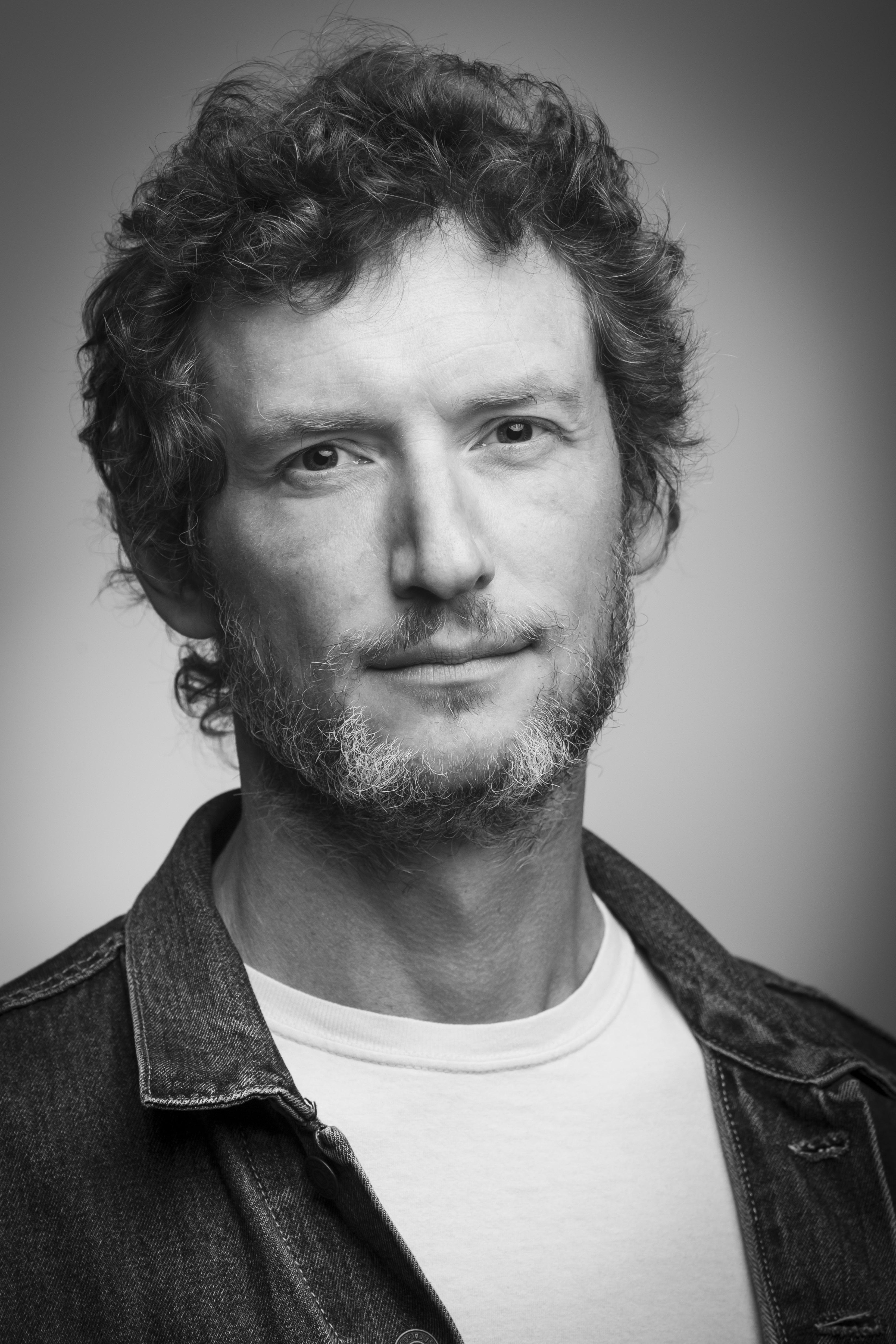 Jed Maheu image