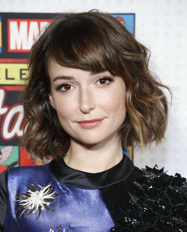 Milana Vayntrub image