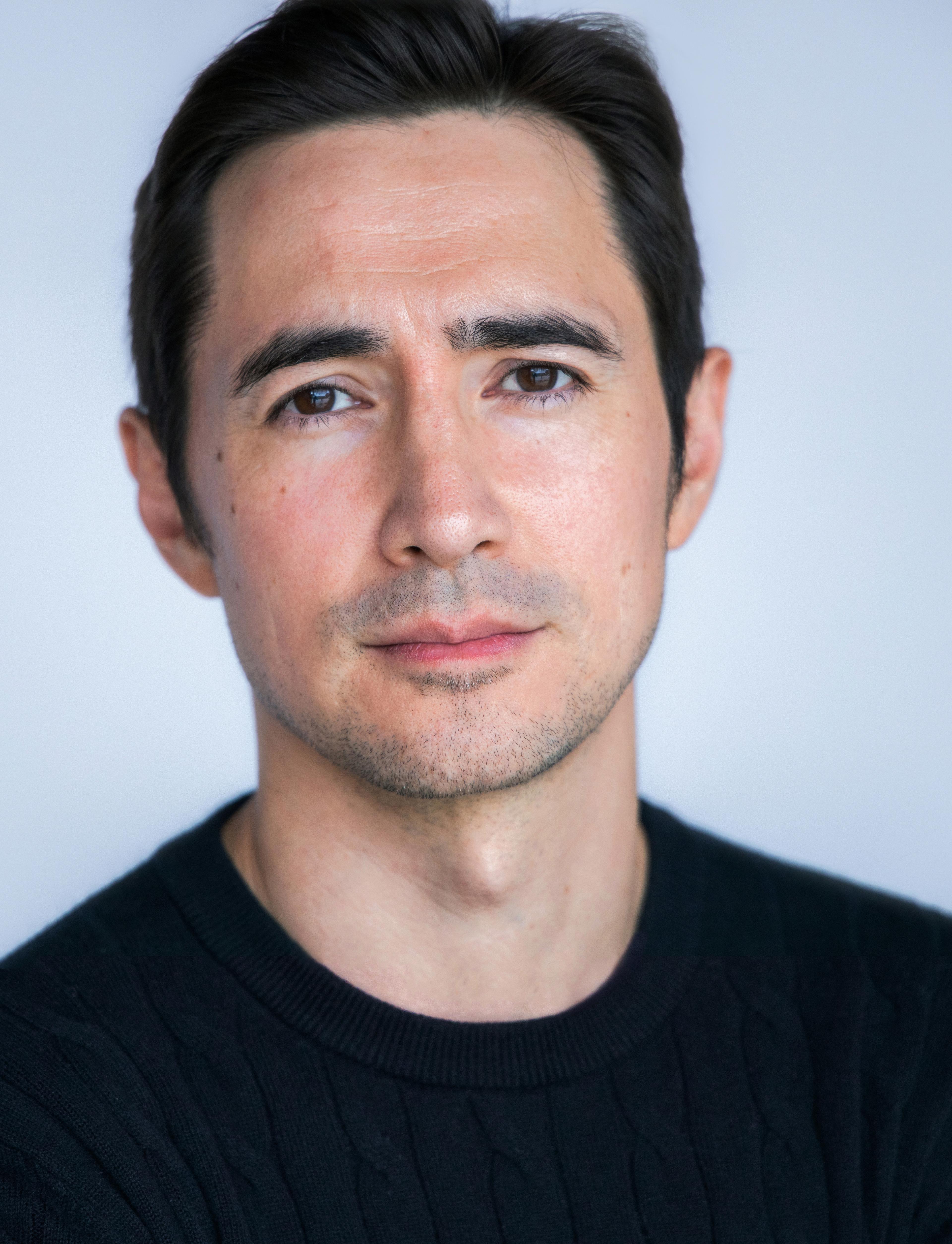 Alex Wyndham image