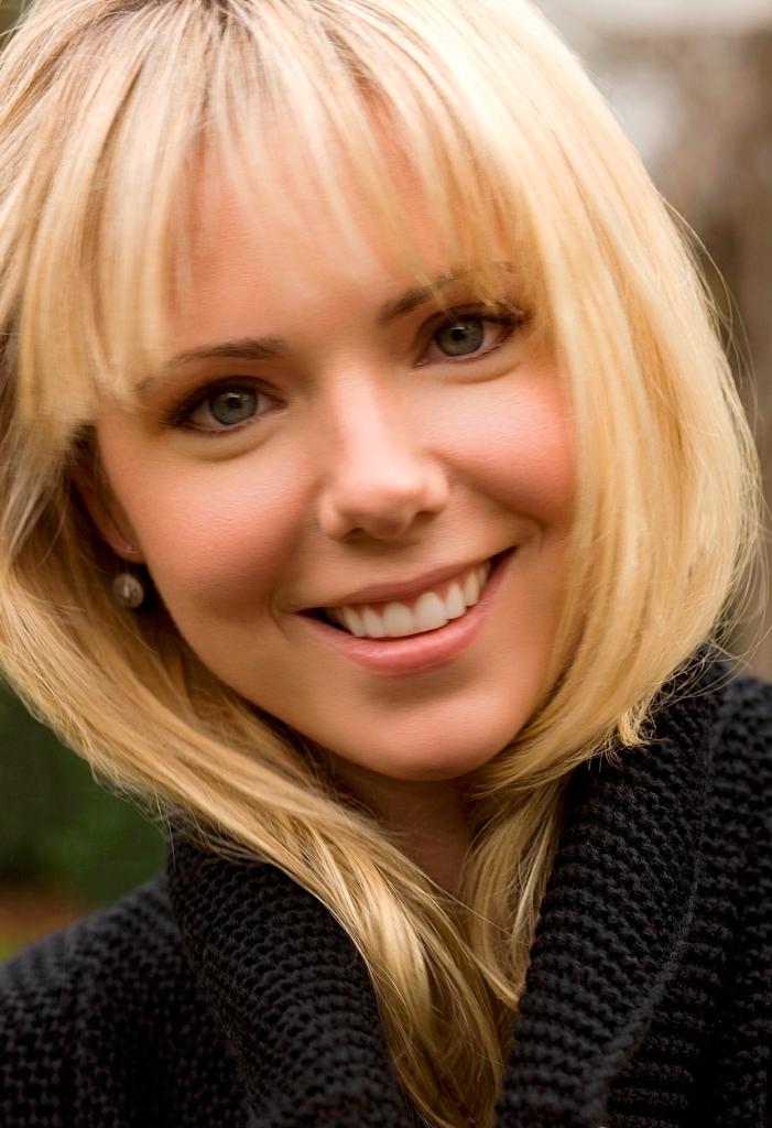 Collette Wolfe image
