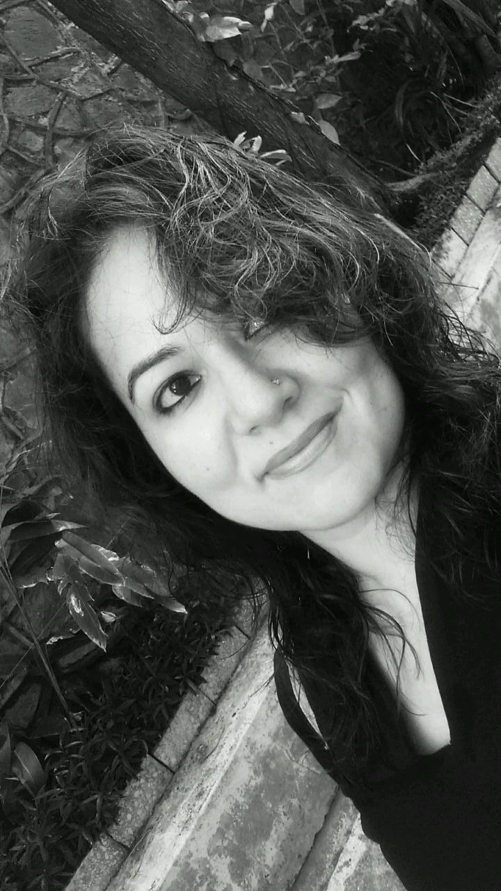 Ayesha Raza Mishra image