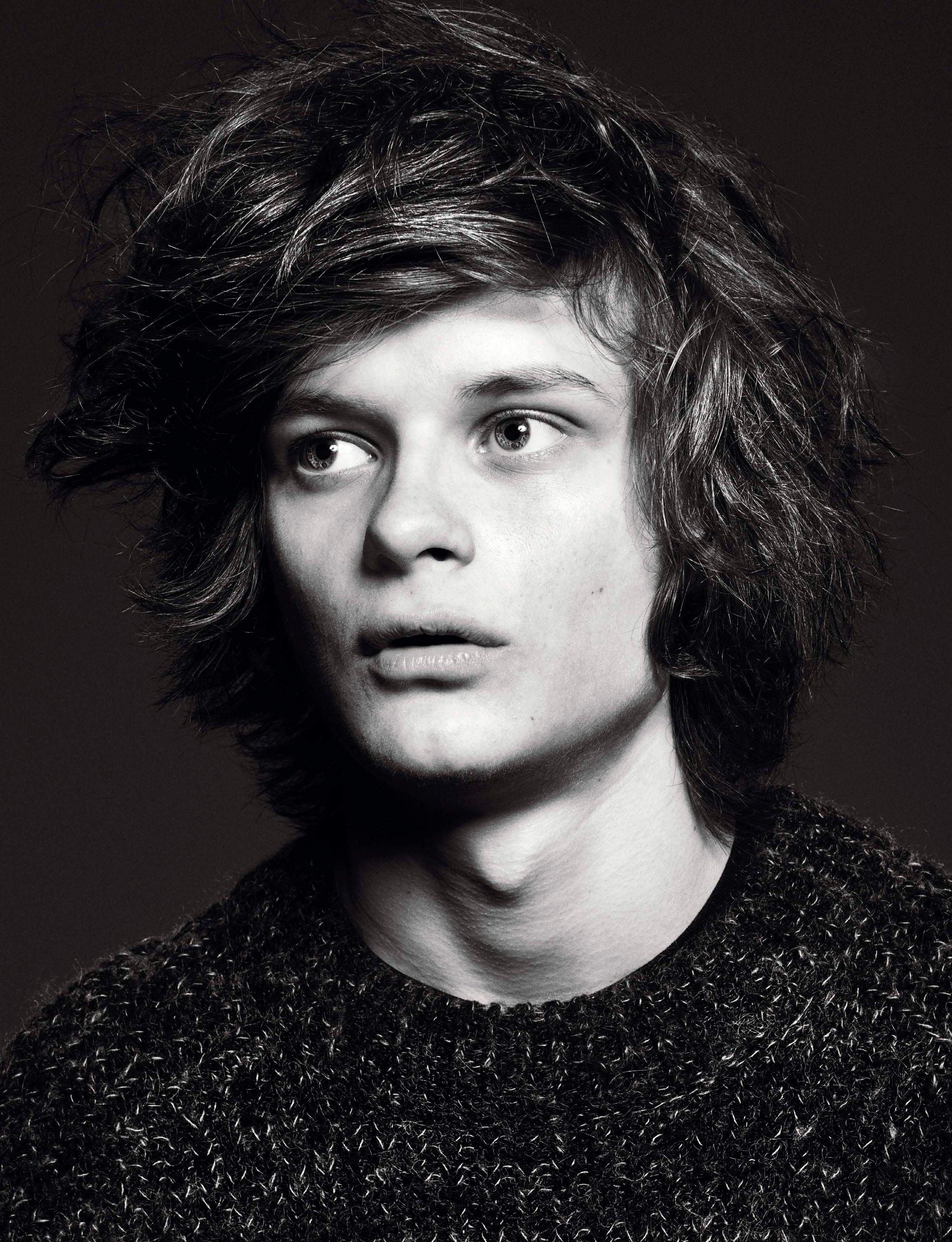 Charlie Tahan image