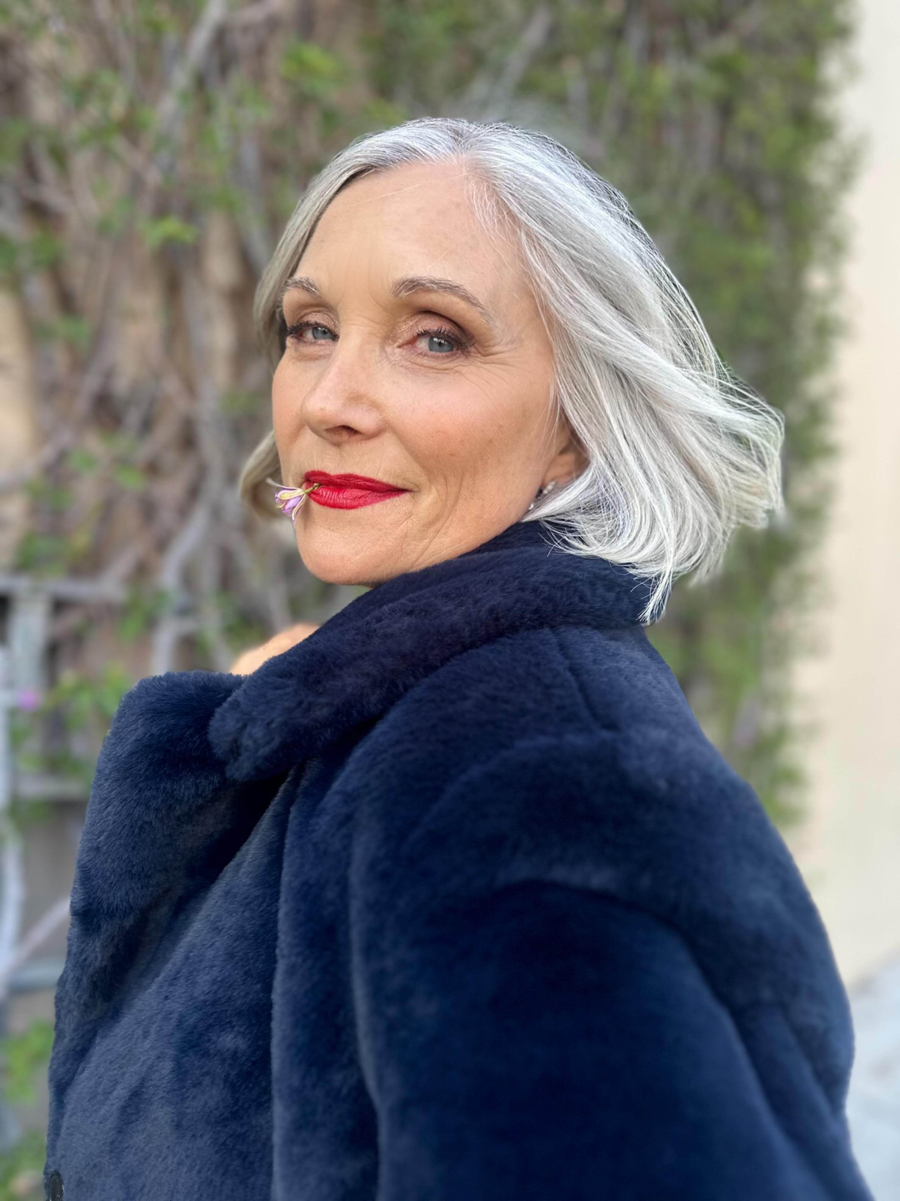 Mary Mackey image