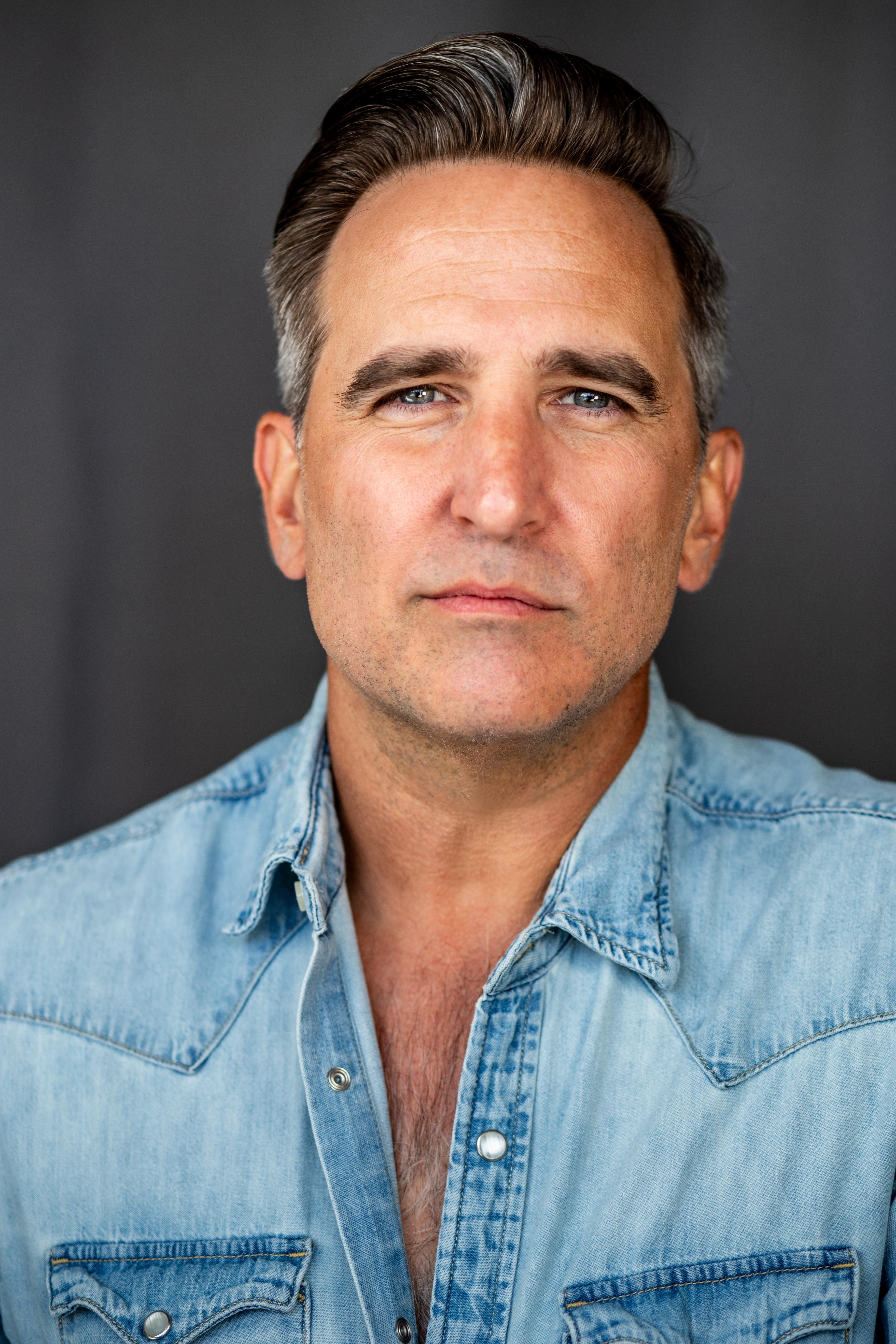 Mike Hatton image