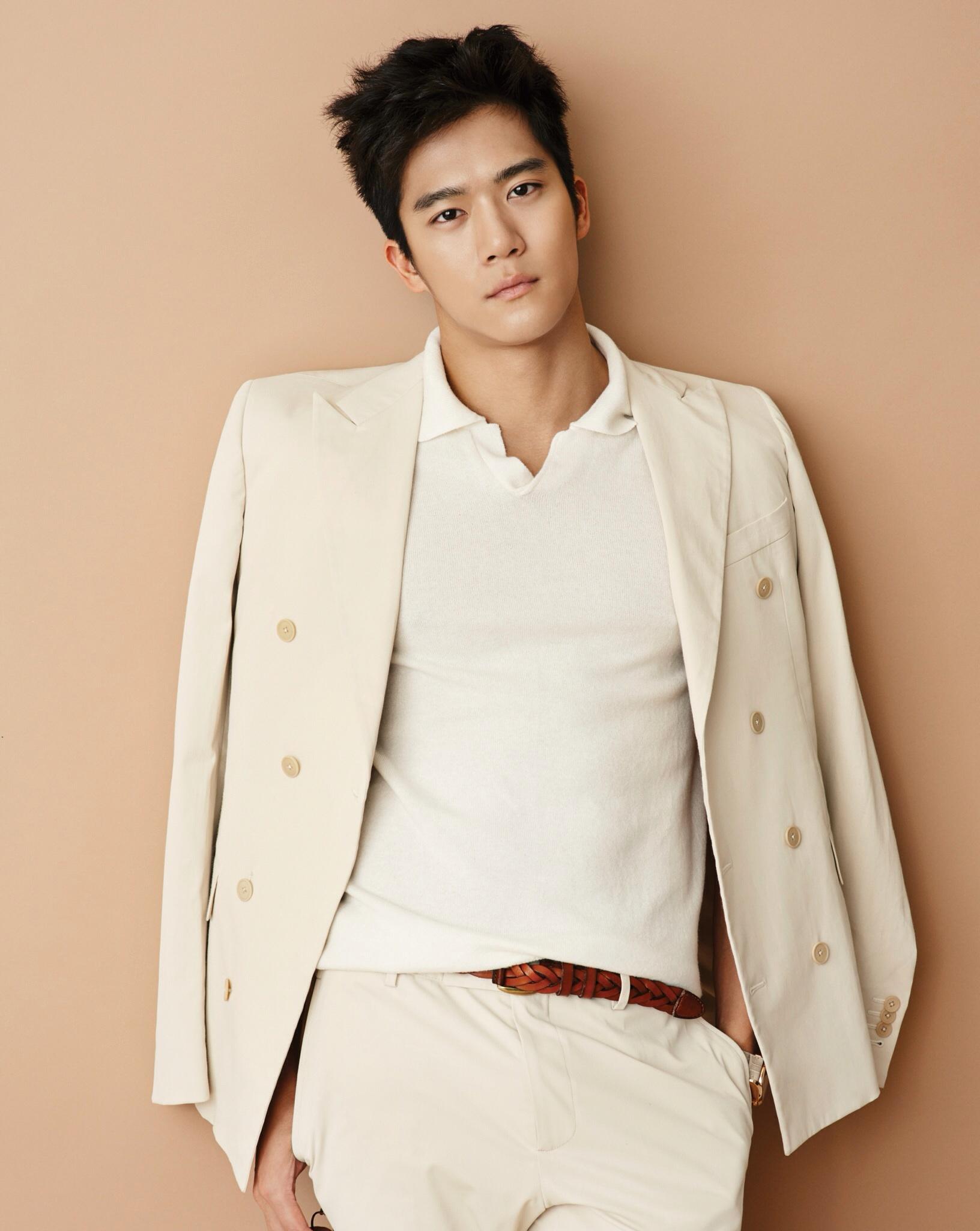 Ha Seok-jin image