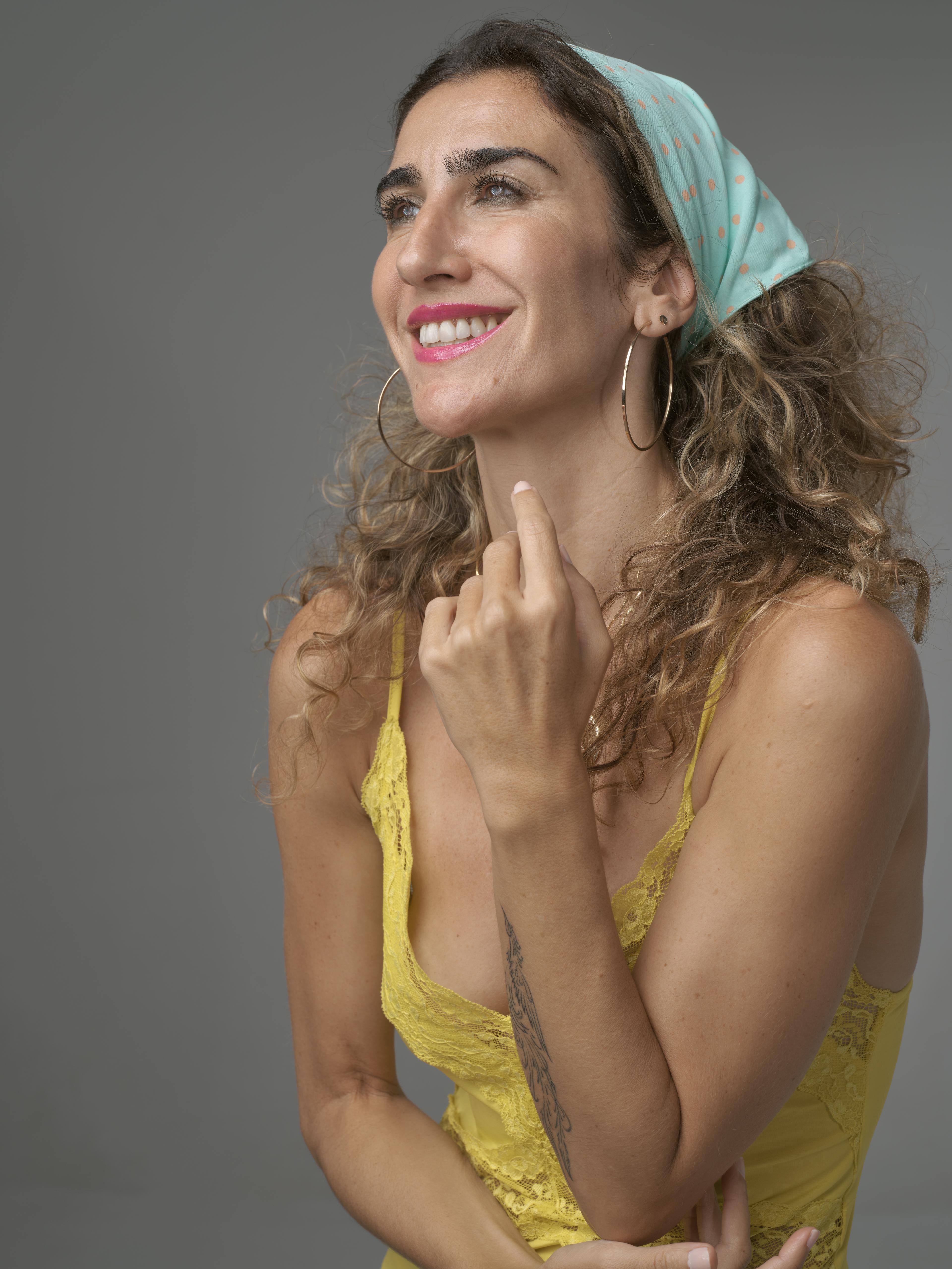 Vanessa Calderón image