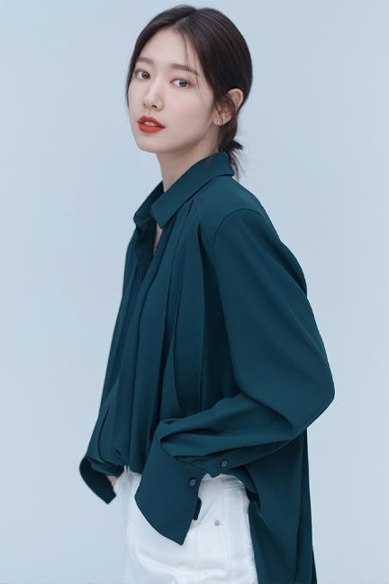 Park Shin-hye image