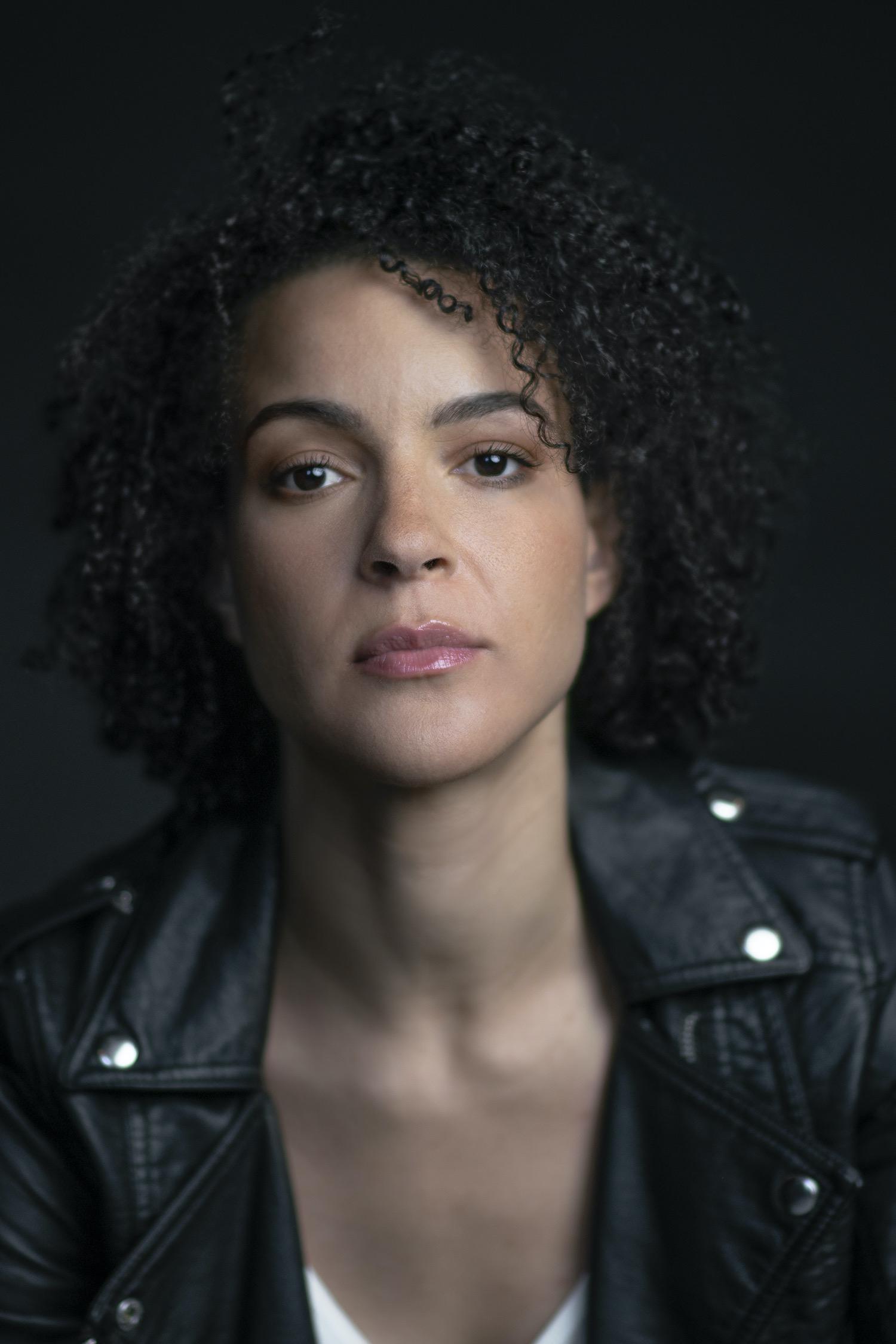 Leah Doz image