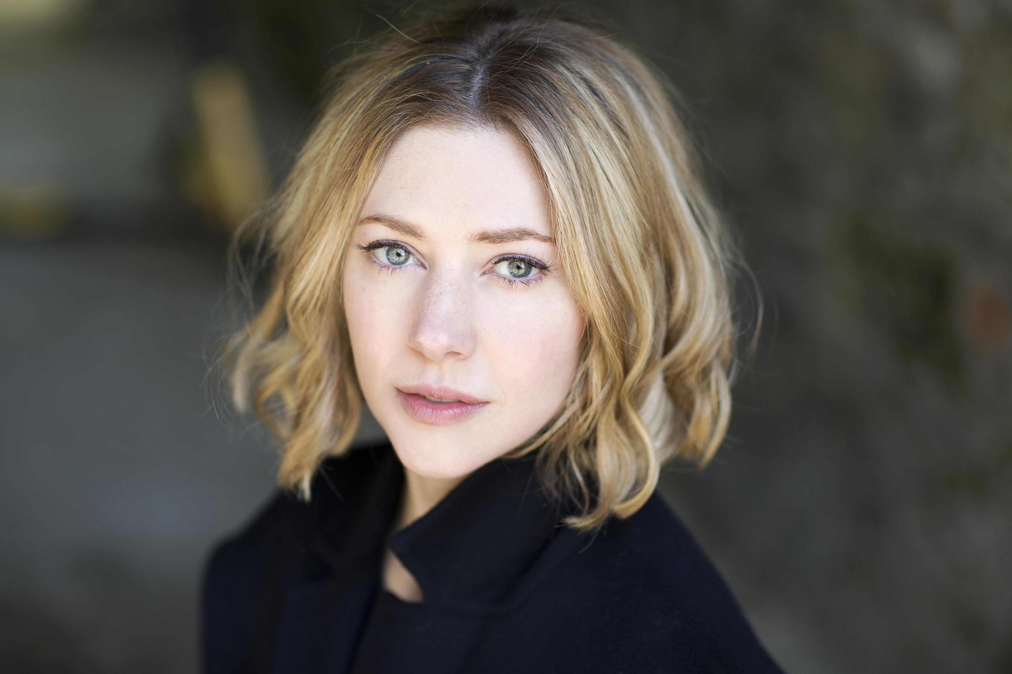 Catherine Steadman image