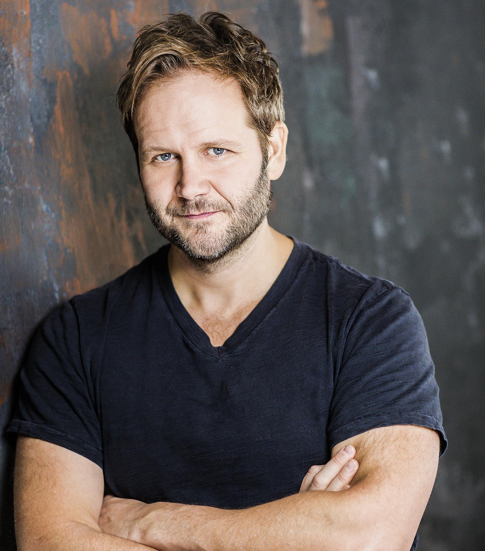 Evan Buliung image