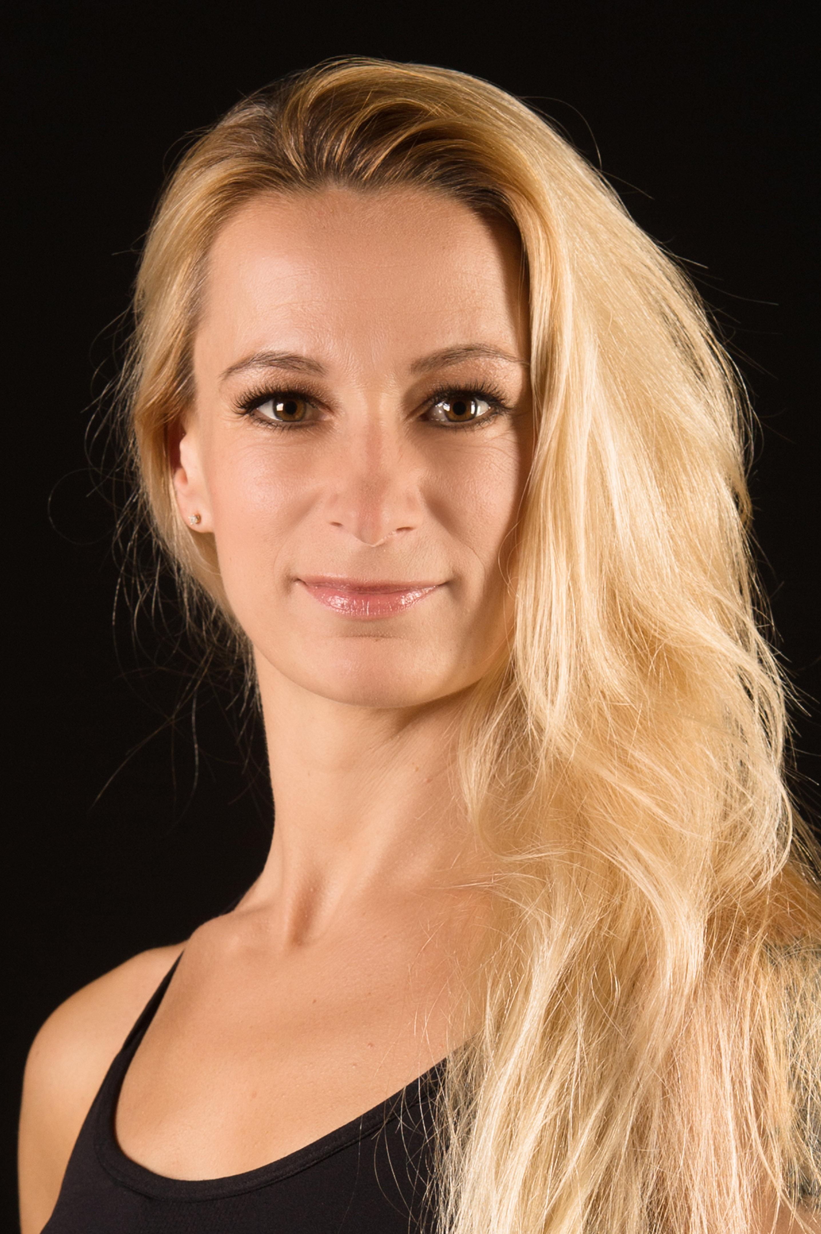 Elena Churinova image