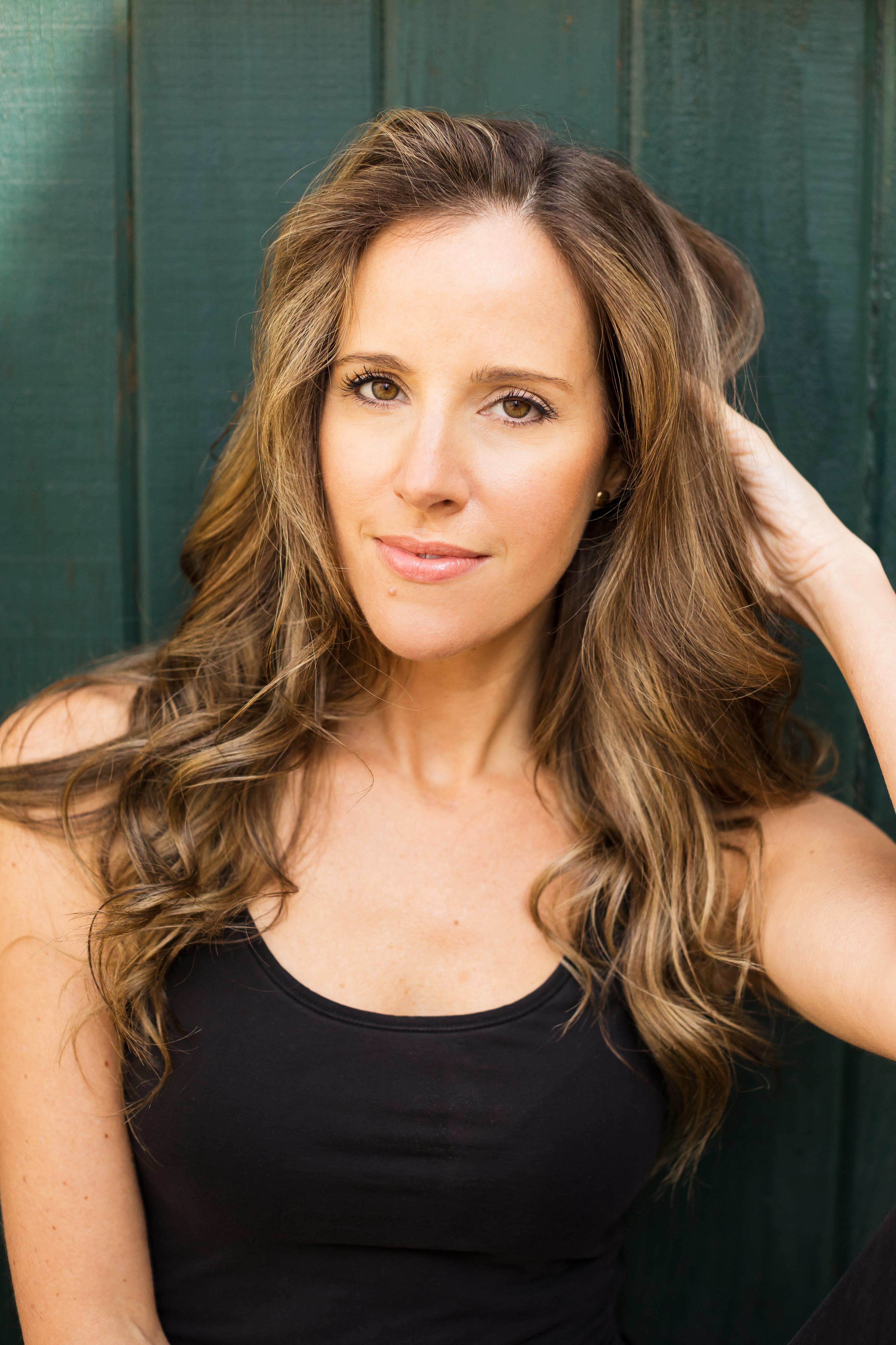 Louise Houghton image