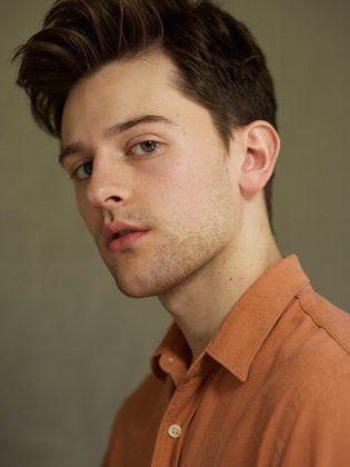 Travis Tope image