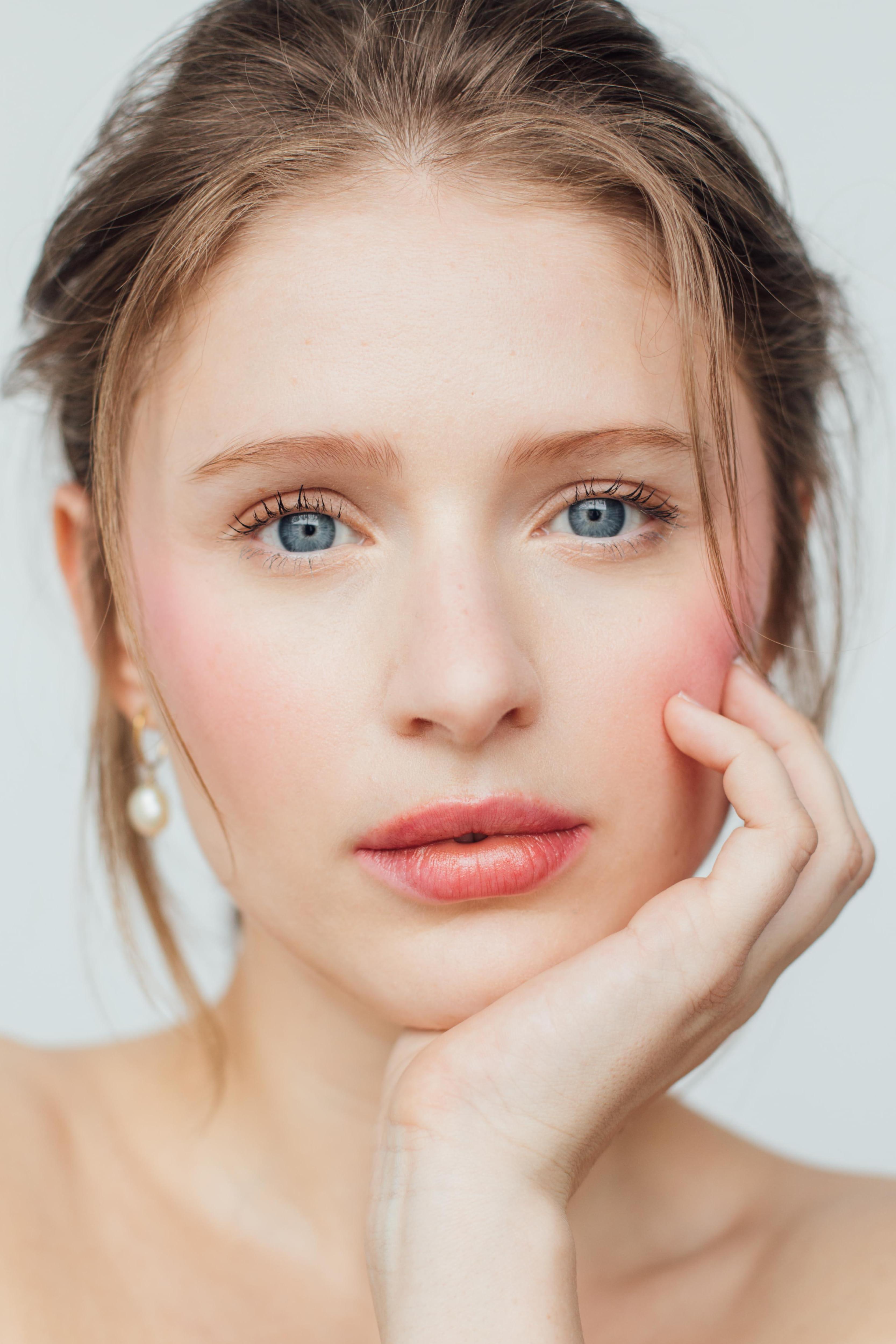 Alexandra Beaton image