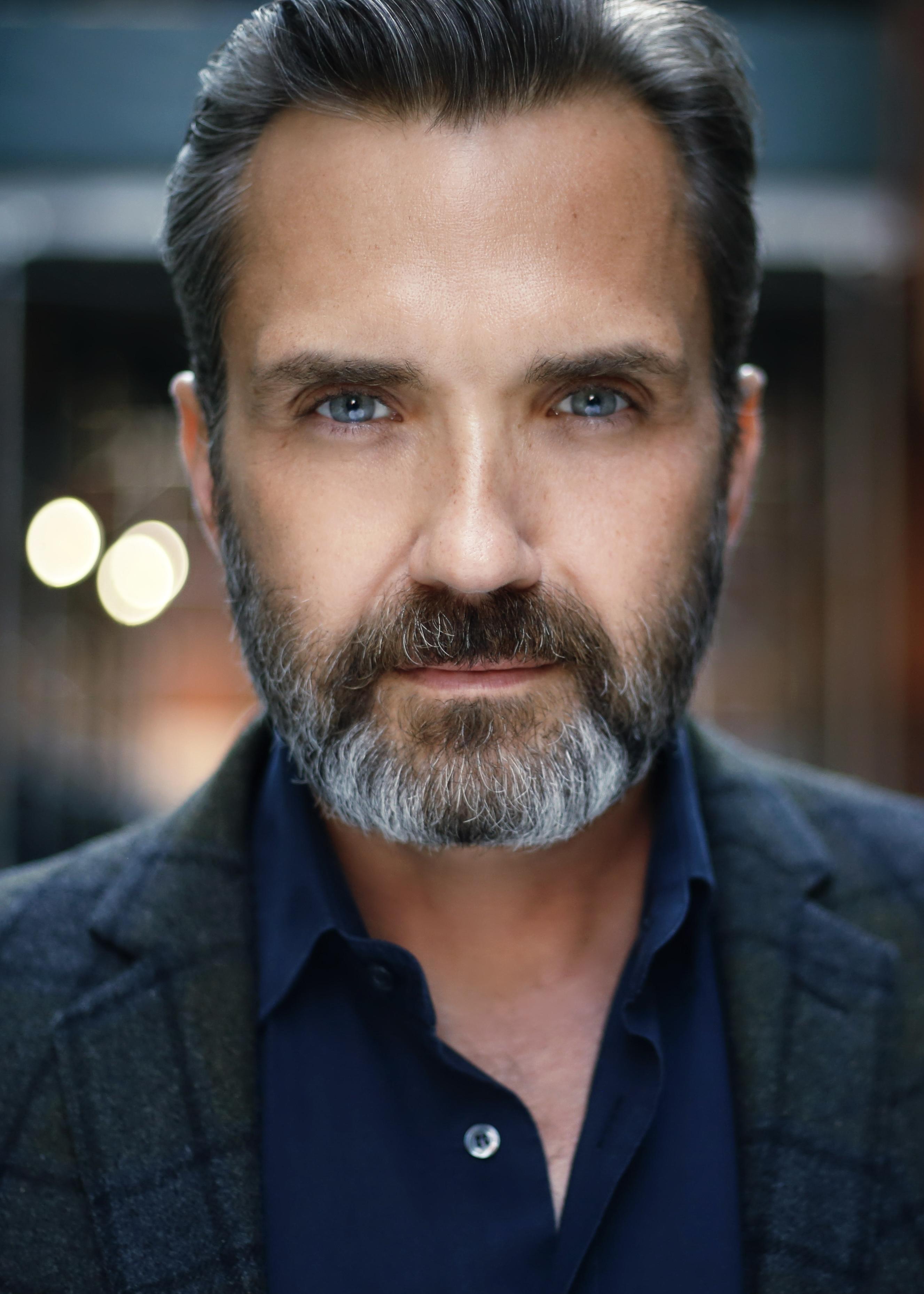 Gary Hilborn image