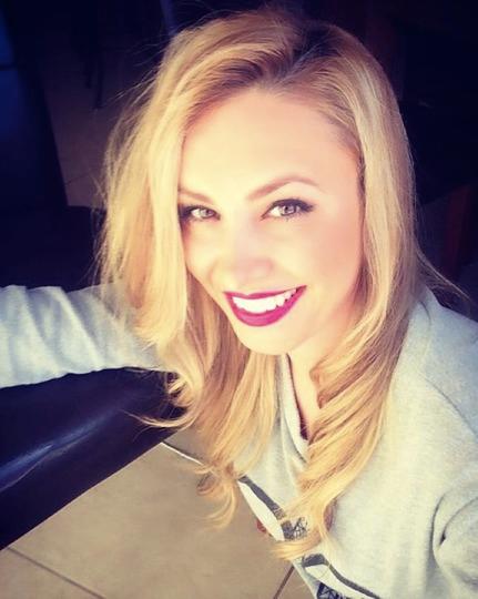 Sarah Marshall image