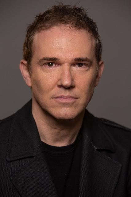 Loren Dean image