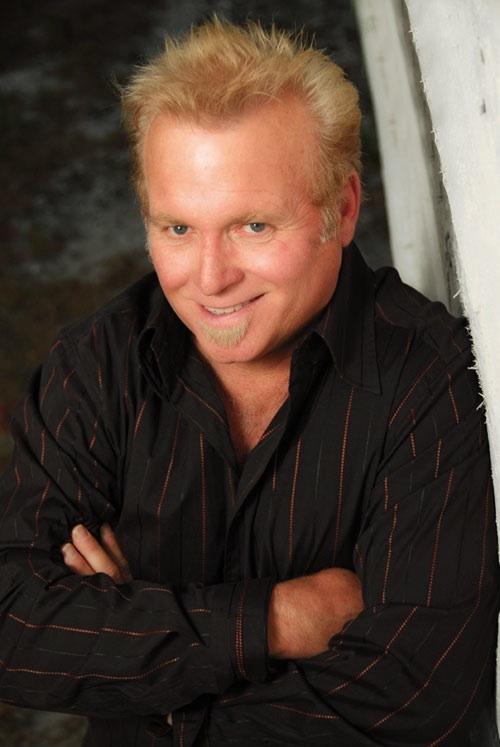 Jay Hewlett image