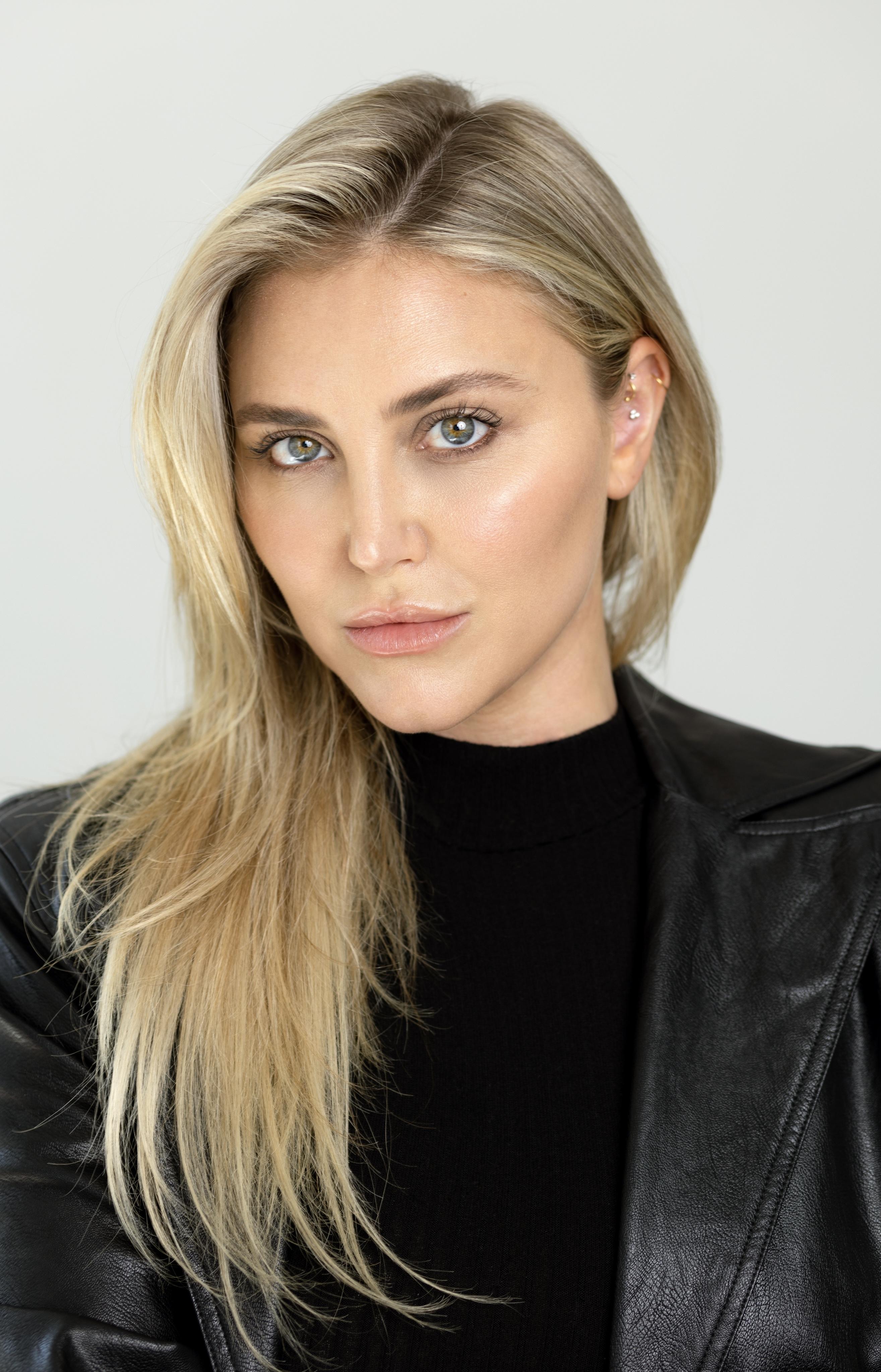 Cassandra Scerbo image
