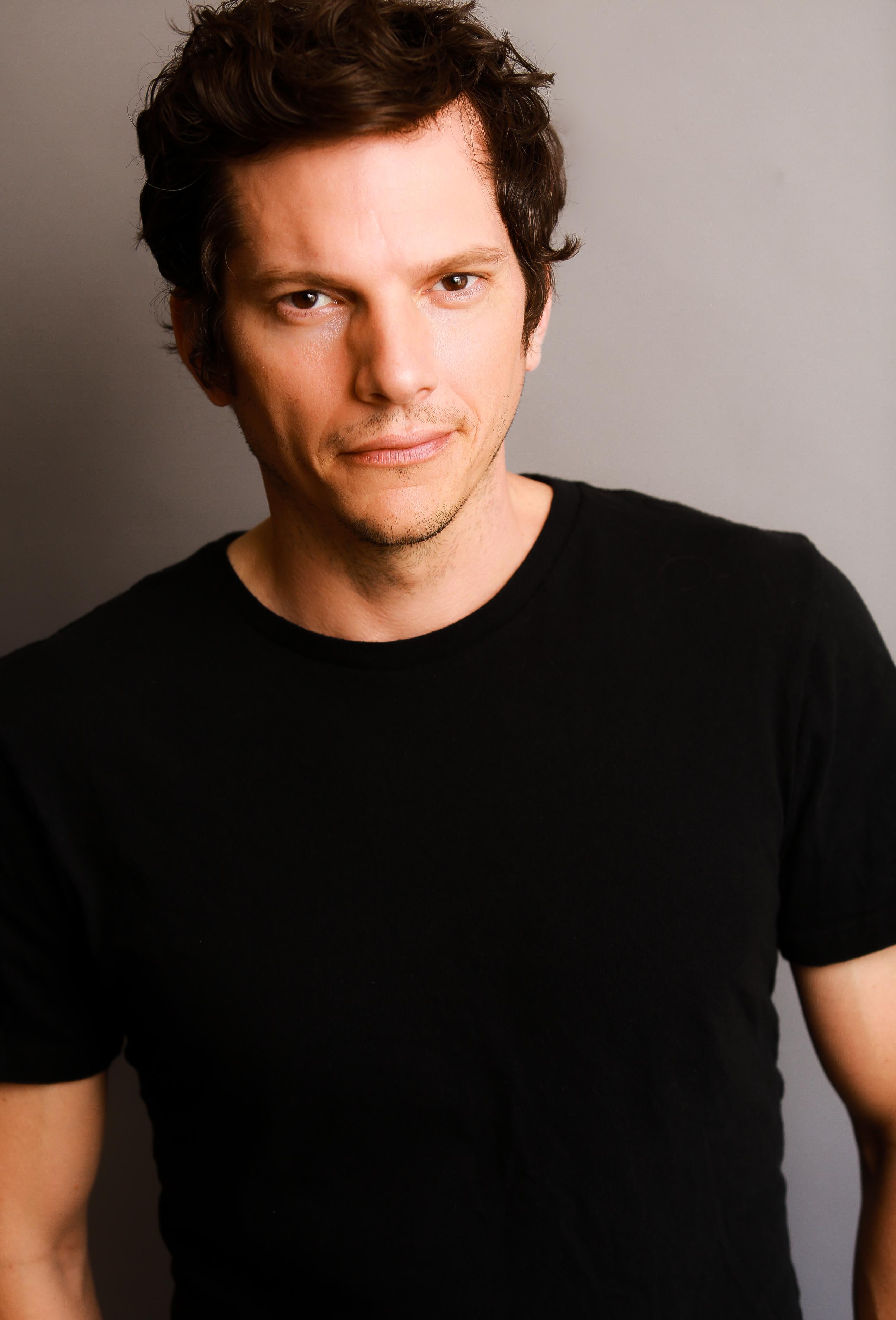 Simon Sorrells image