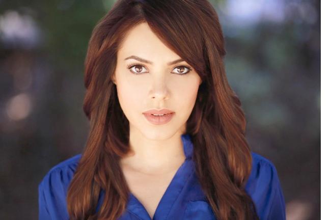 Elena Tovar image