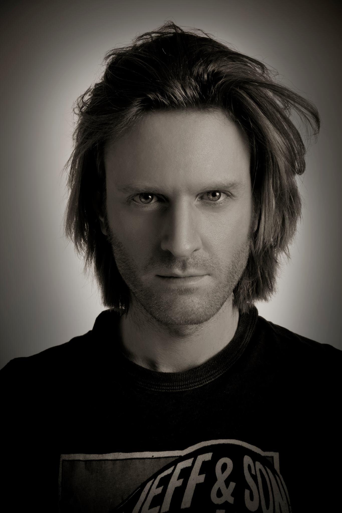 Alexx O'Nell image