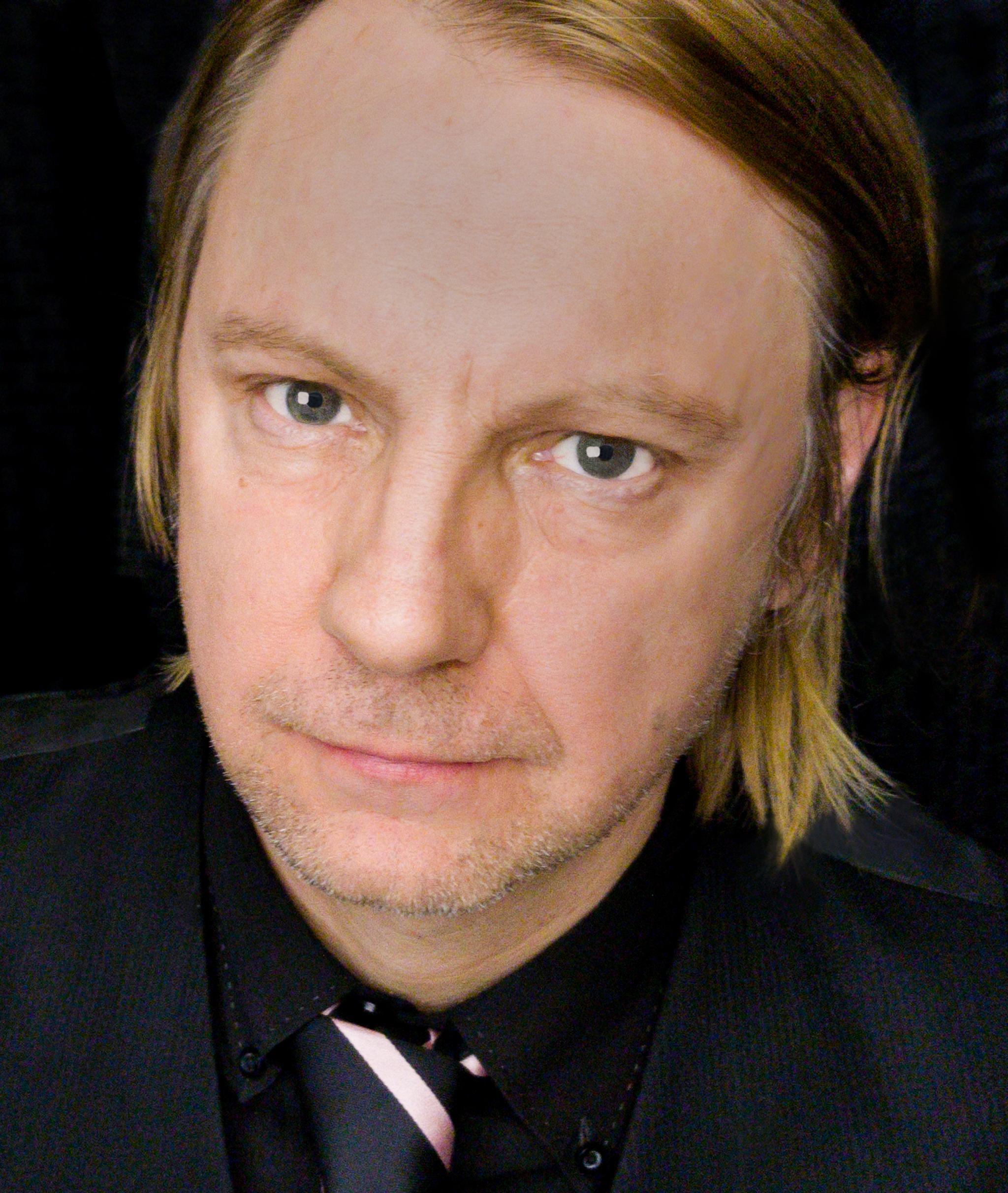 Martin Ewens image