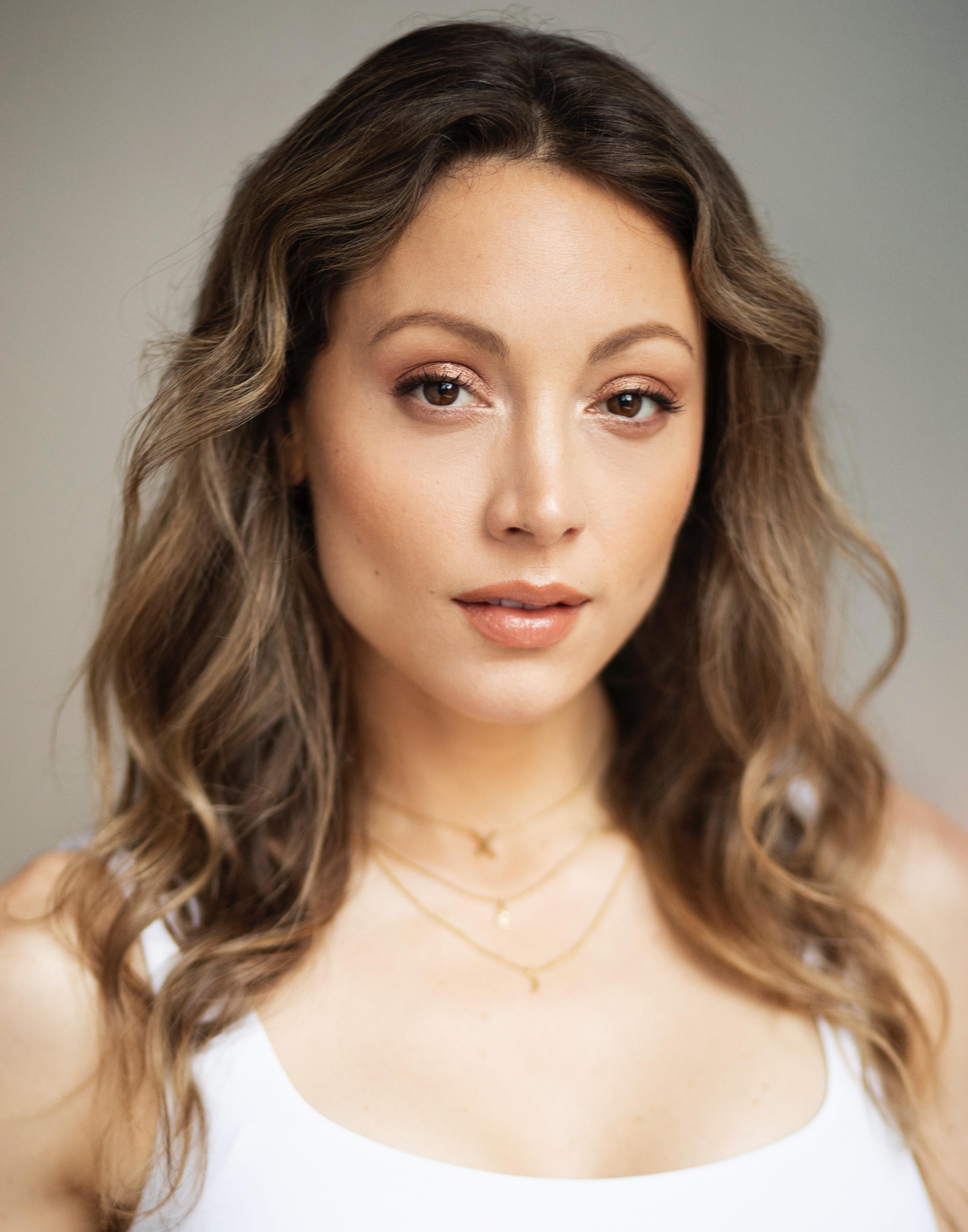 Leah Gibson image