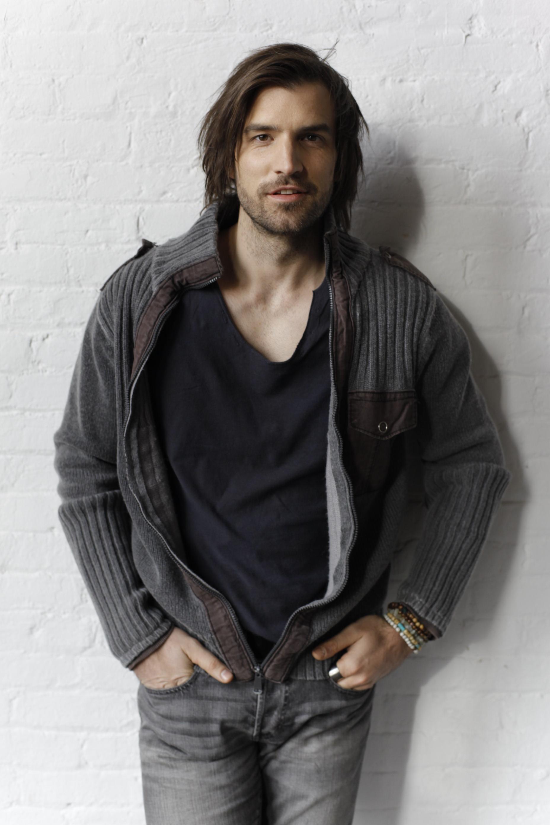Aaron Mathias image
