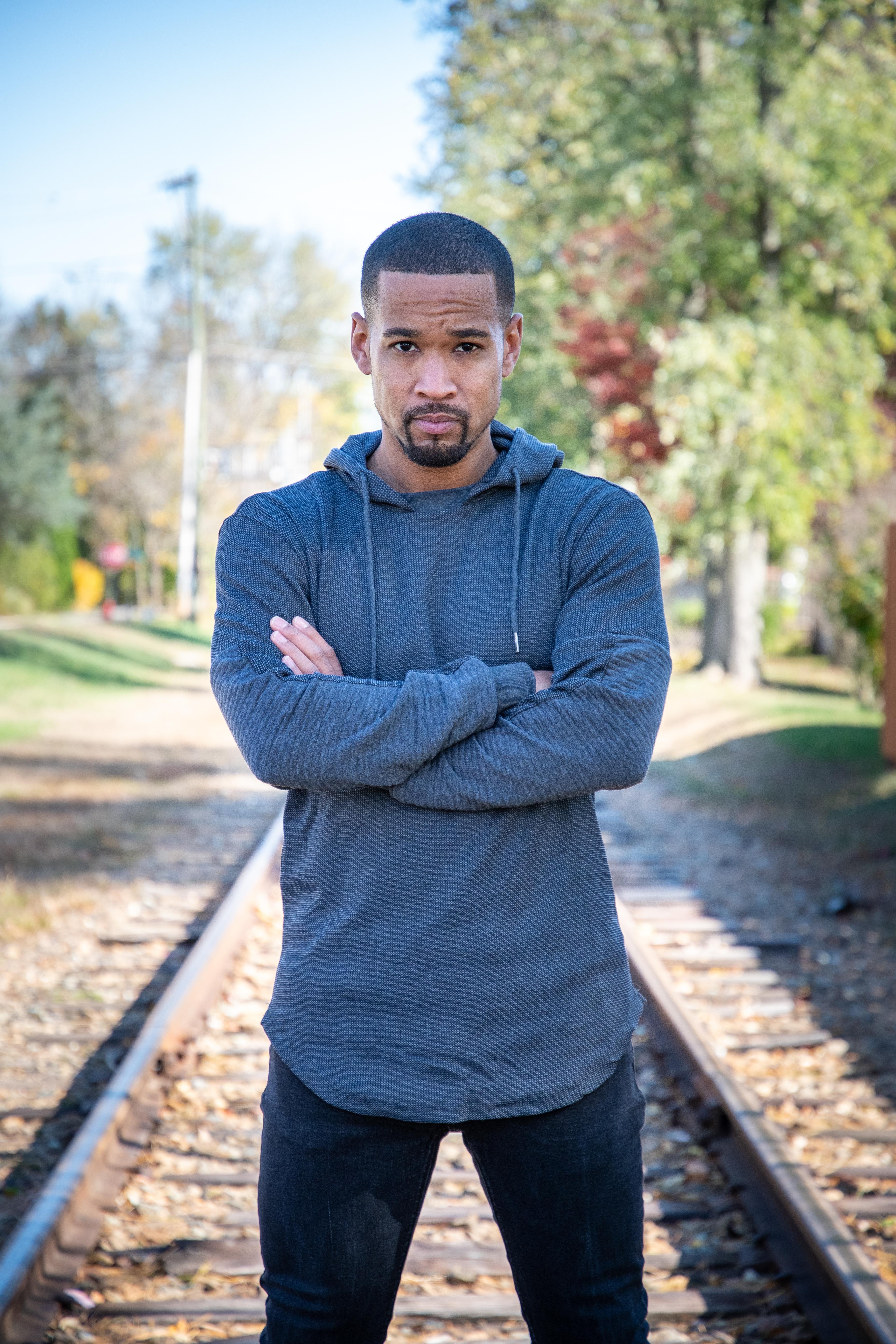 Tony Brown image