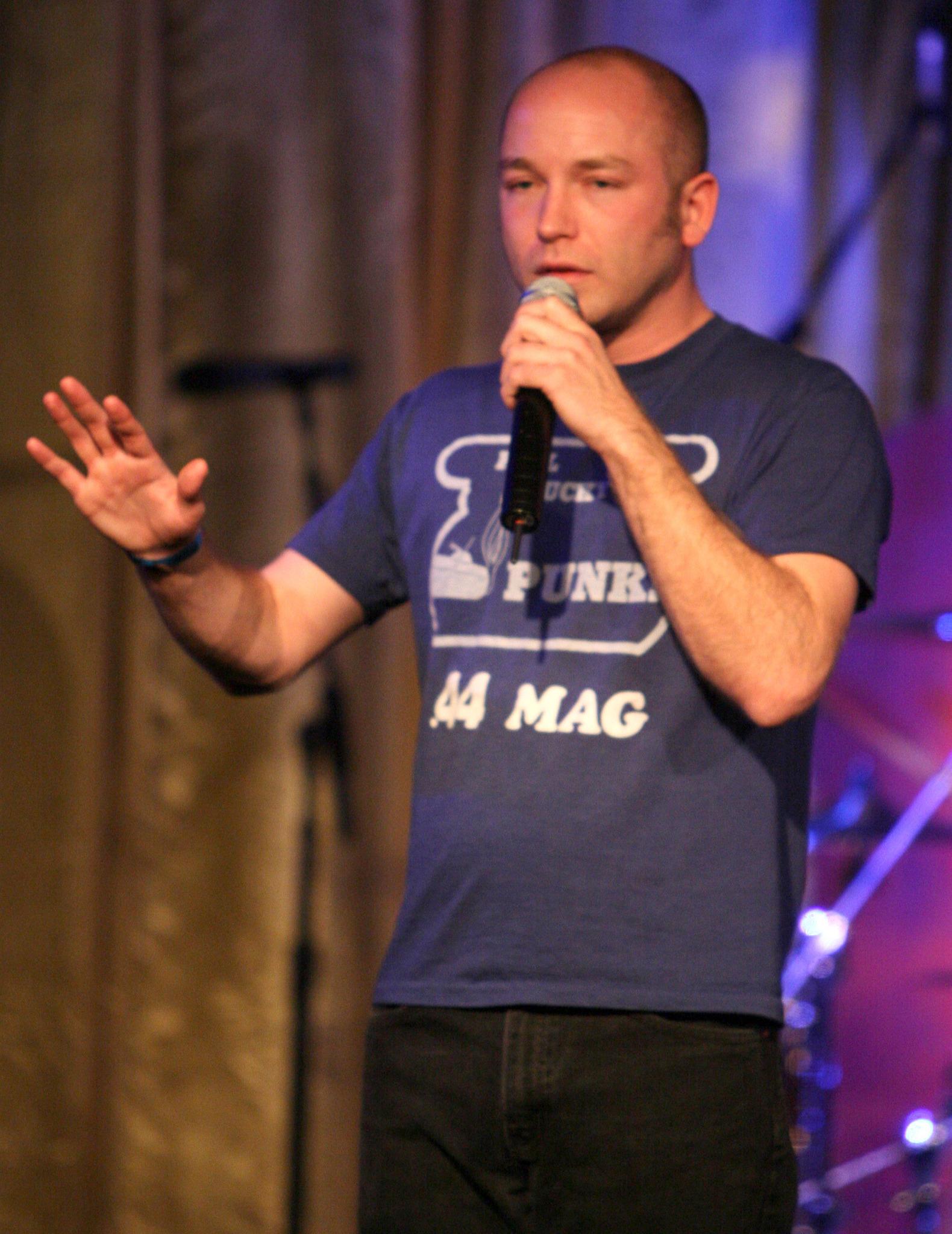 Kyle Kinane image