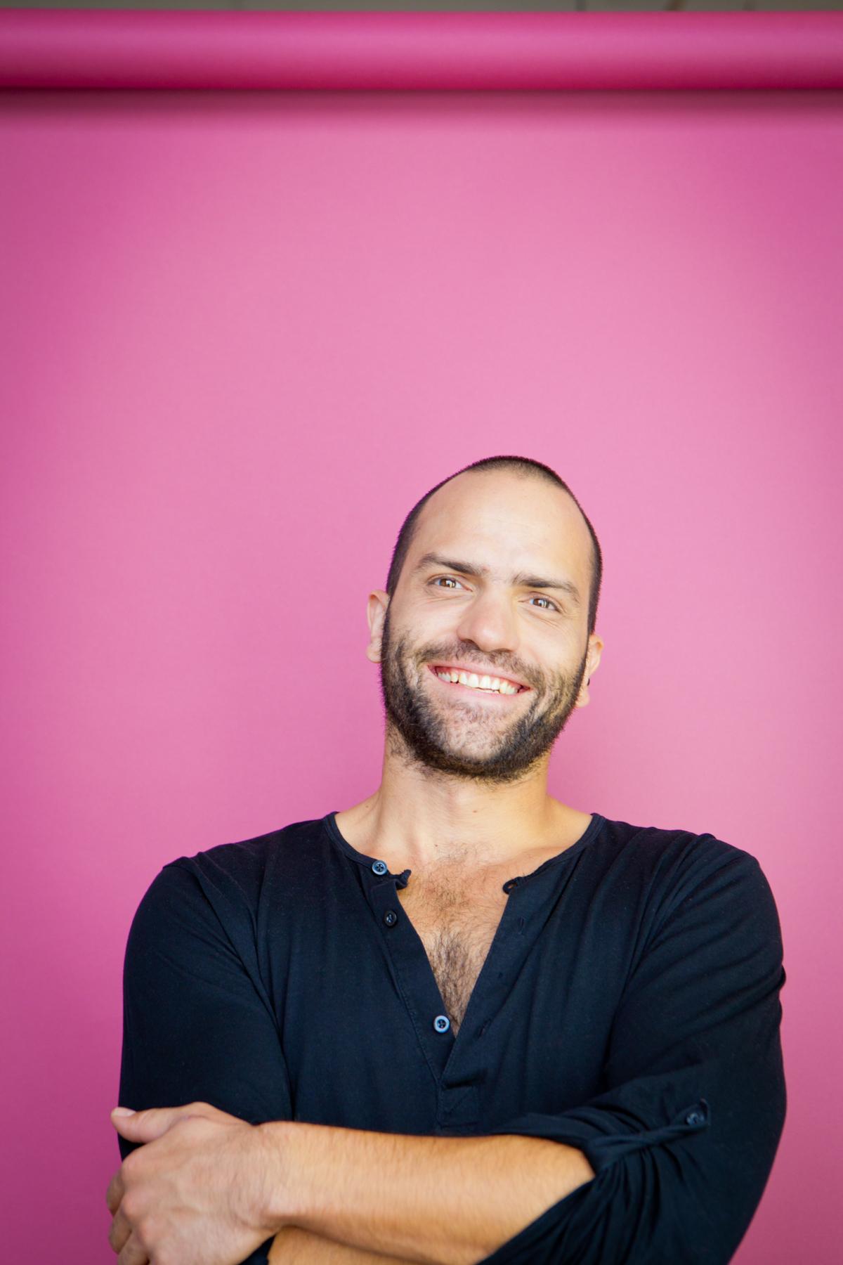 Carlos Gonzalez-Vio image