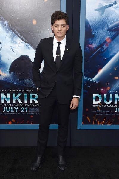 Aneurin Barnard image
