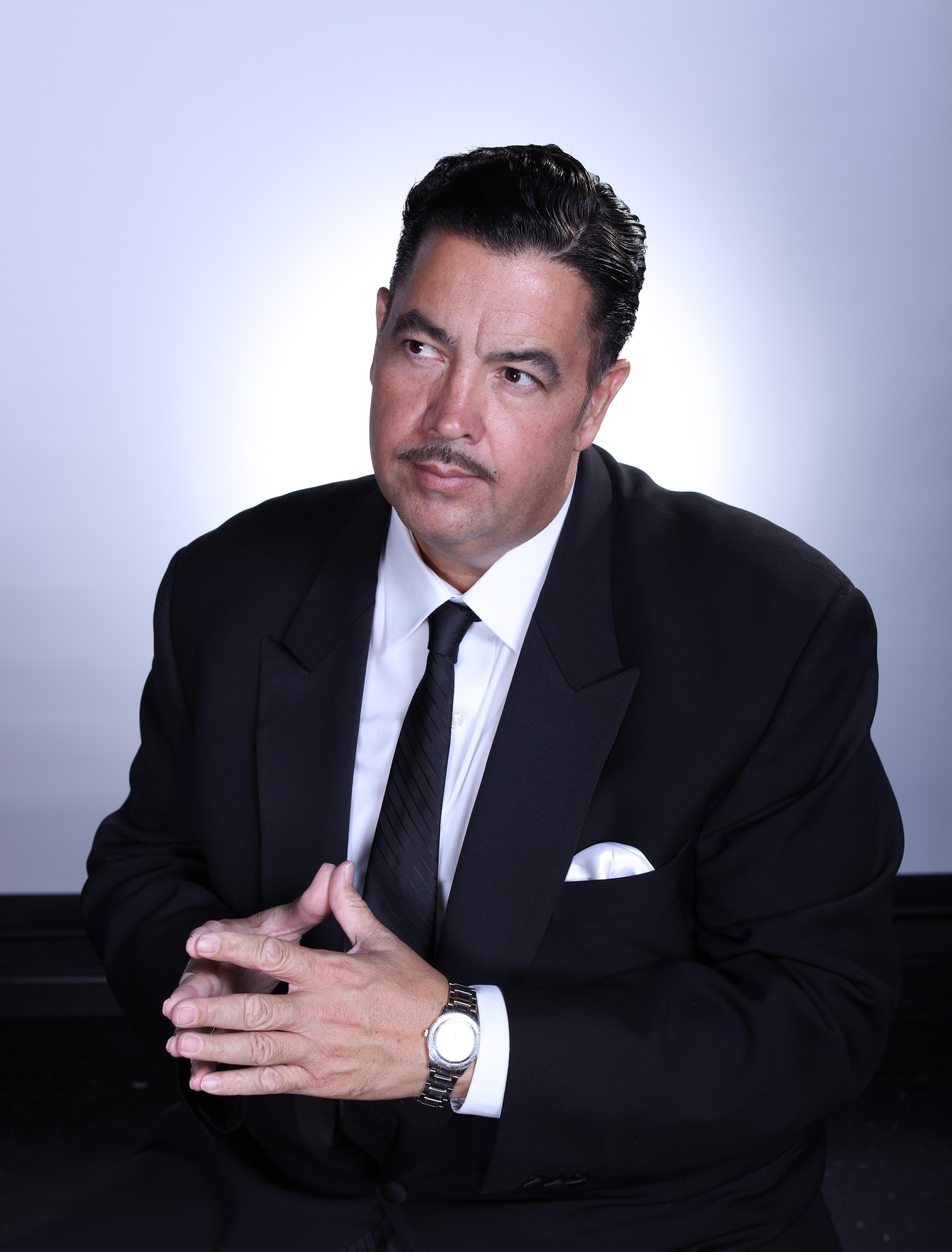 Lou Pizarro image