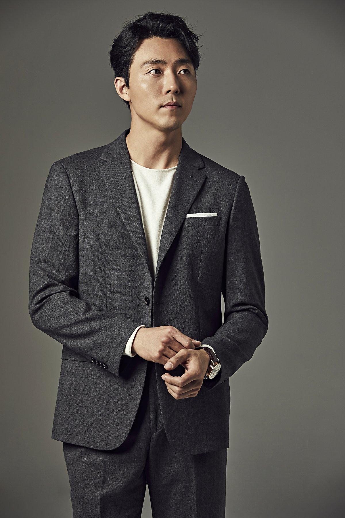 Lee Moo-saeng image