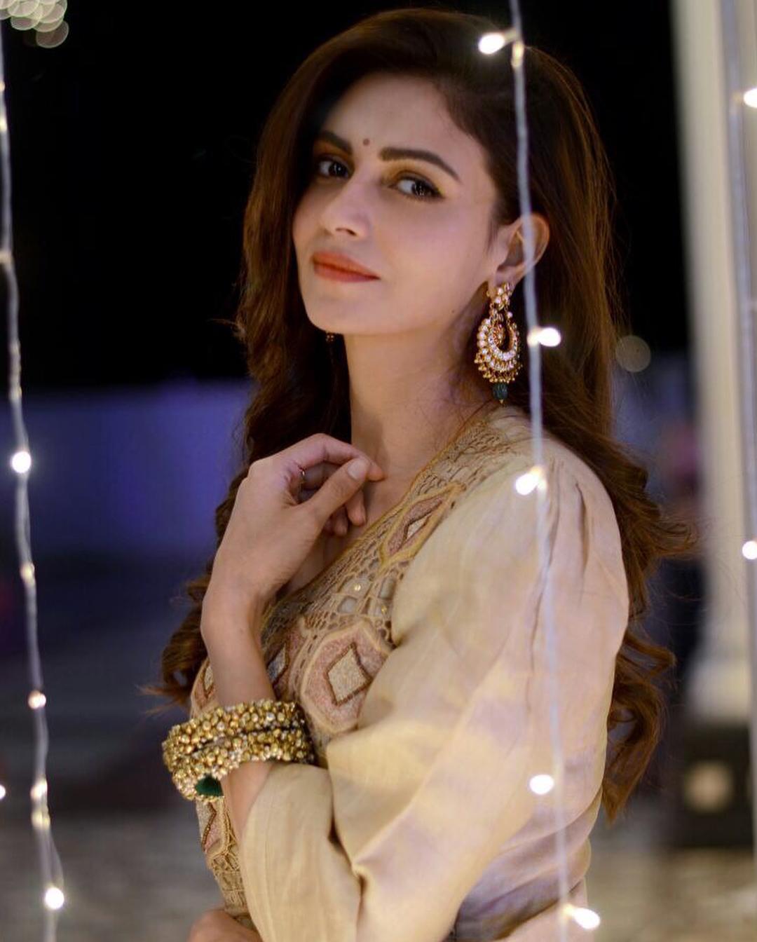 Simran Kaur Mundi image