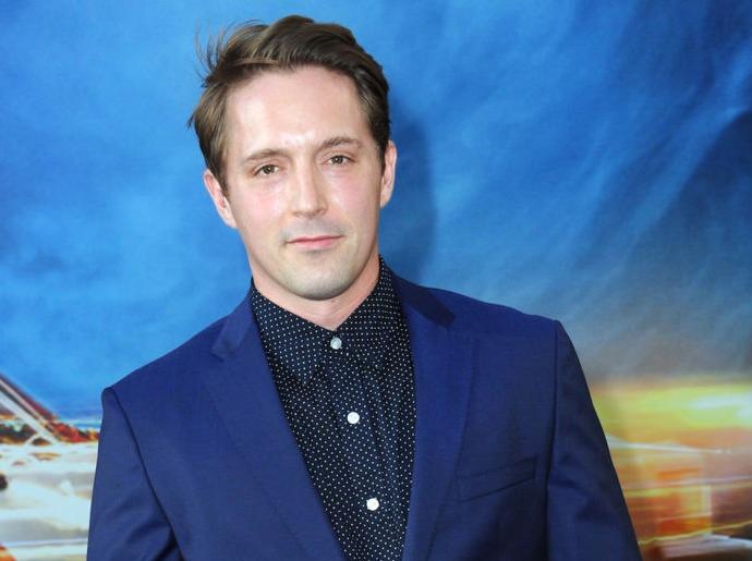 Beck Bennett image