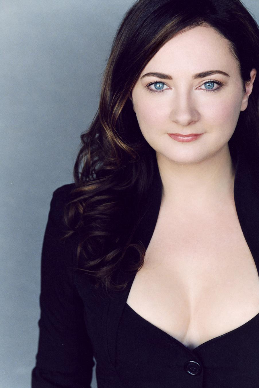 Lauren Baldwin image