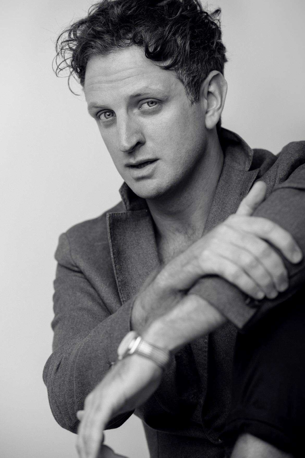 Aaron Glenane image
